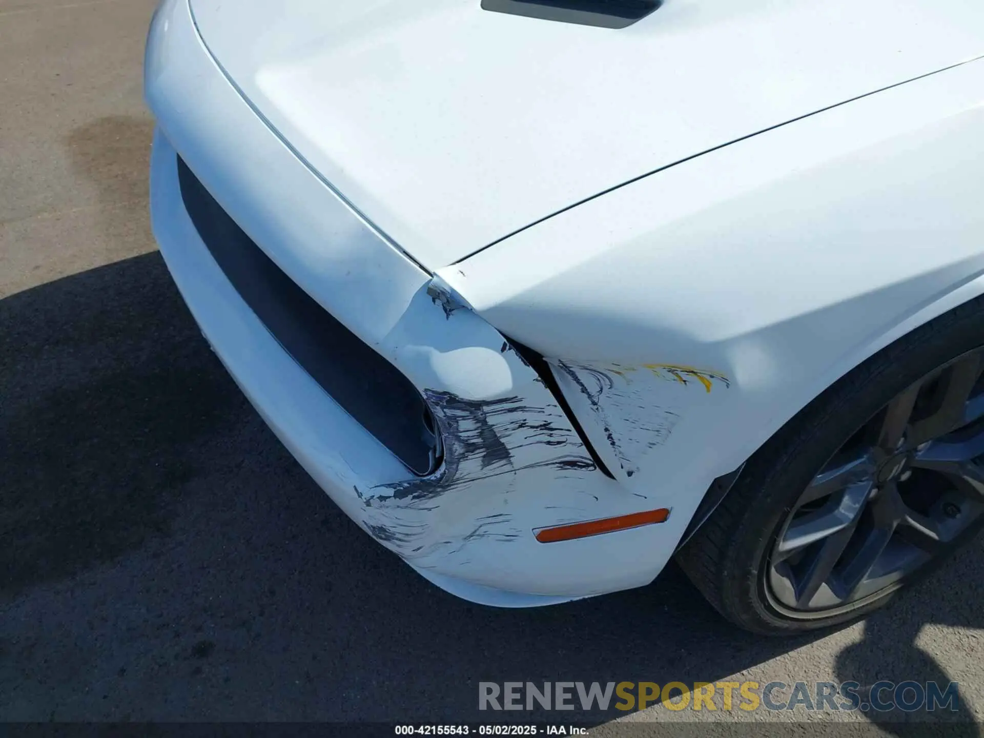 6 Photograph of a damaged car 2C3CDZAG5PH597416 DODGE CHALLENGER 2023