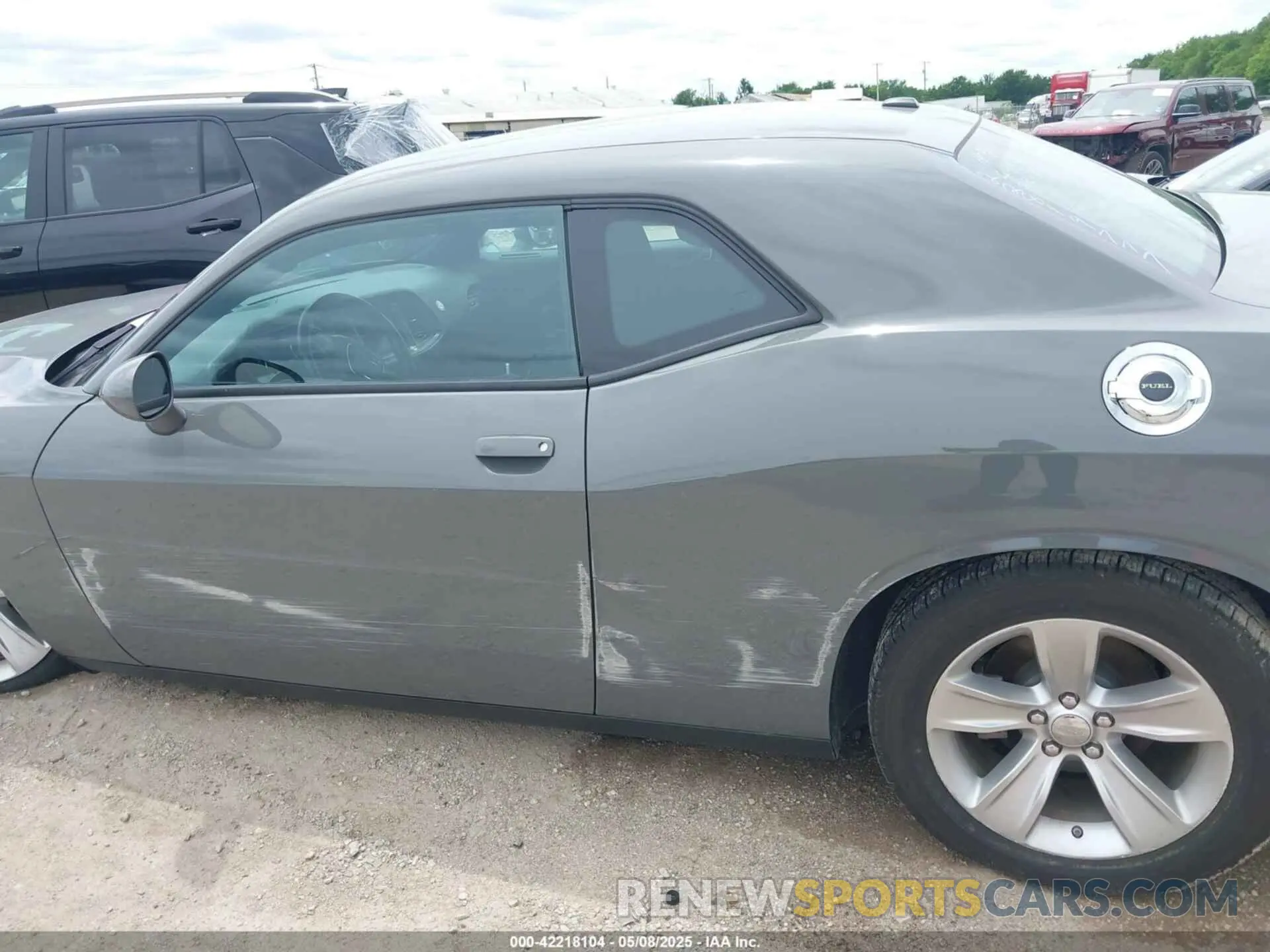 14 Photograph of a damaged car 2C3CDZAG8PH570565 DODGE CHALLENGER 2023
