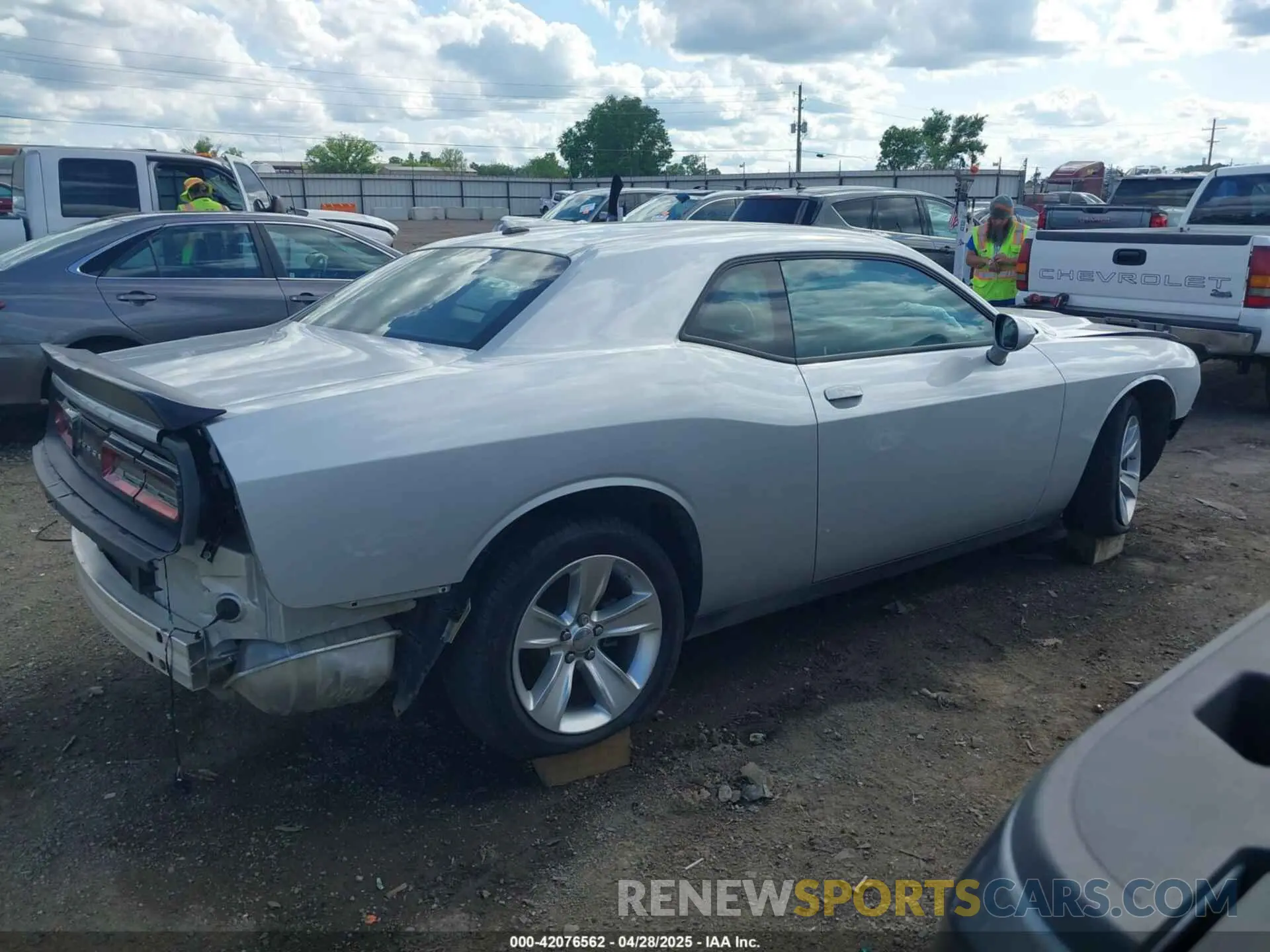 13 Photograph of a damaged car 2C3CDZAG9PH565830 DODGE CHALLENGER 2023