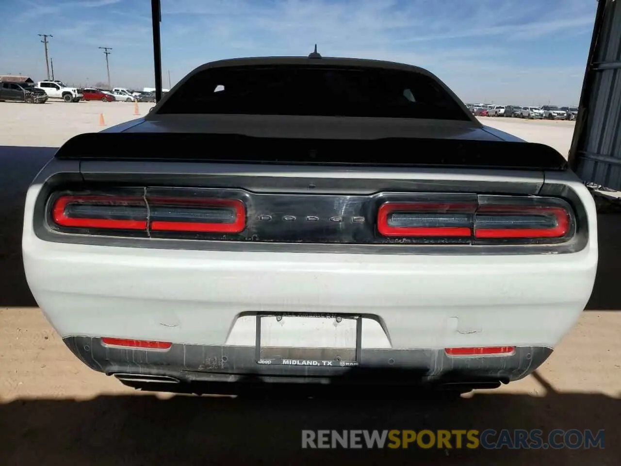 6 Photograph of a damaged car 2C3CDZBT0PH614814 DODGE CHALLENGER 2023