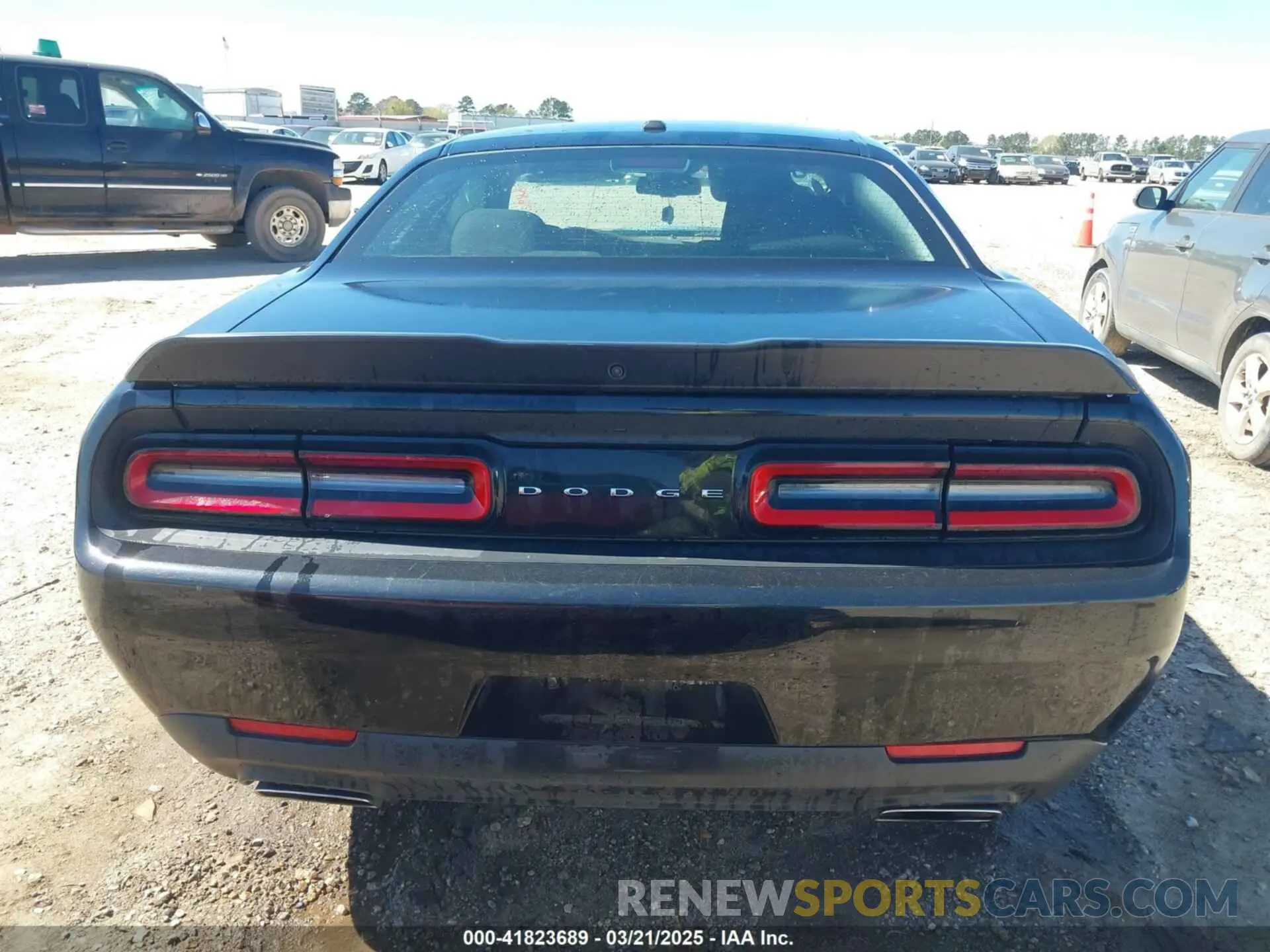 16 Photograph of a damaged car 2C3CDZBT1PH540075 DODGE CHALLENGER 2023