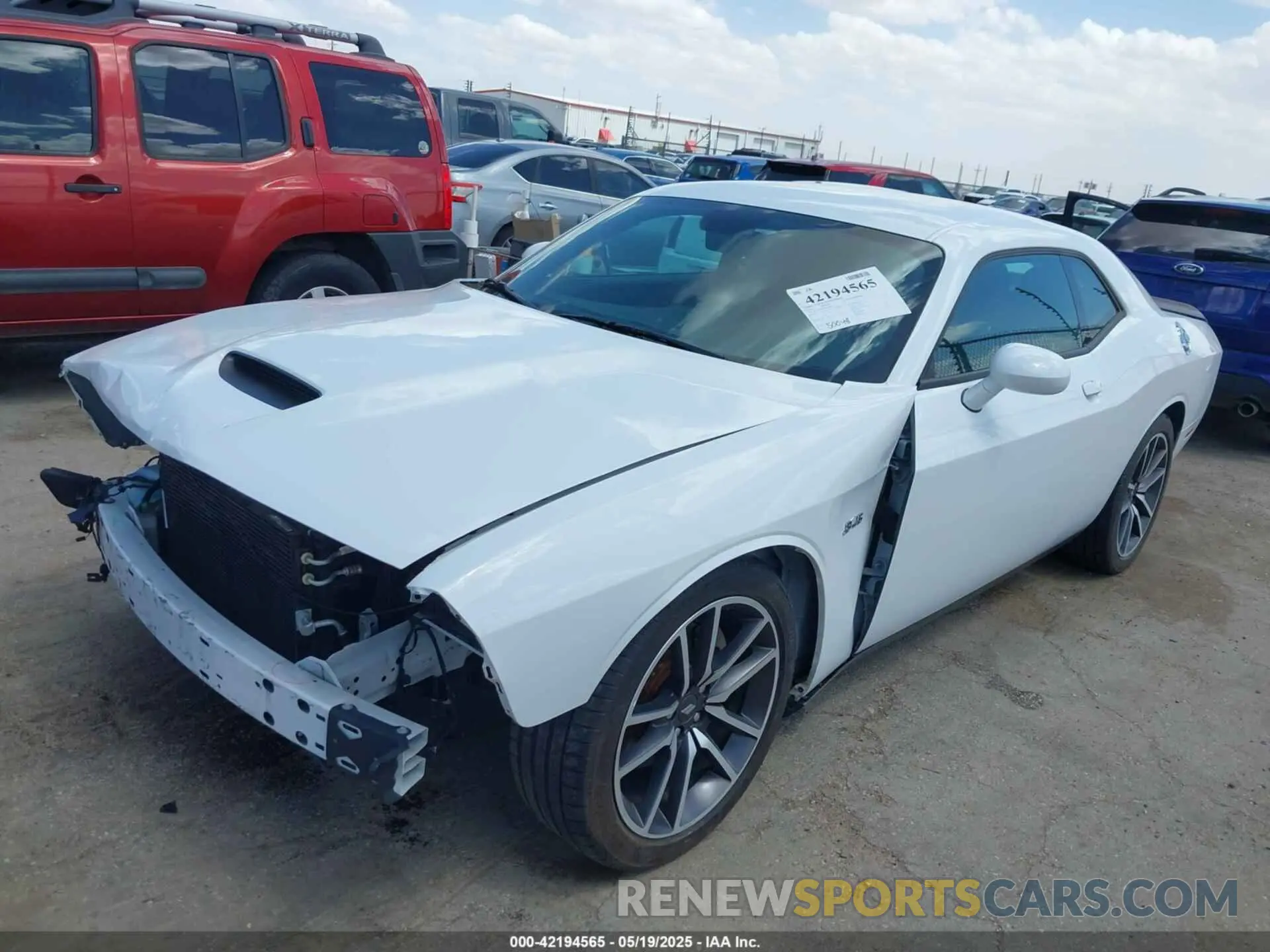 2 Photograph of a damaged car 2C3CDZBT1PH545678 DODGE CHALLENGER 2023