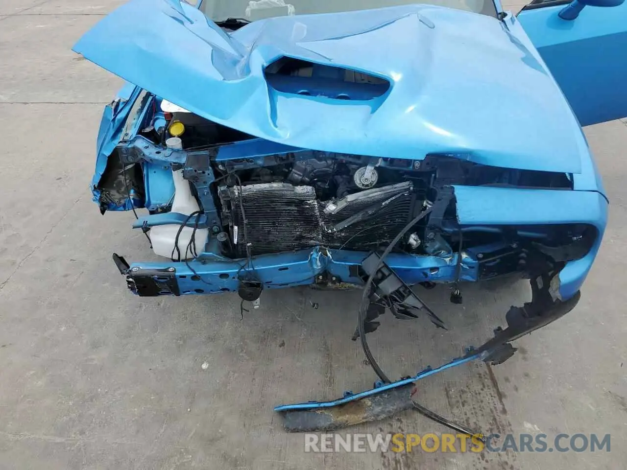 13 Photograph of a damaged car 2C3CDZBT1PH614496 DODGE CHALLENGER 2023