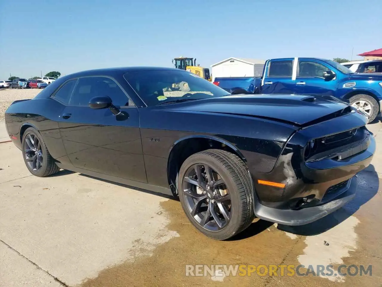 4 Photograph of a damaged car 2C3CDZBT1PH669661 DODGE CHALLENGER 2023