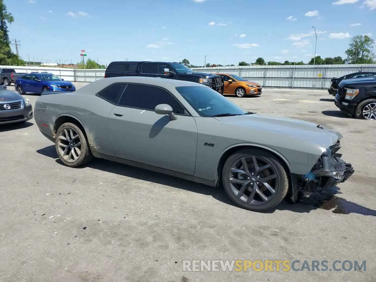 4 Photograph of a damaged car 2C3CDZBT2PH645420 DODGE CHALLENGER 2023