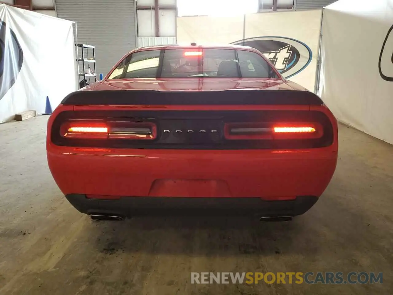 6 Photograph of a damaged car 2C3CDZBT3PH543575 DODGE CHALLENGER 2023