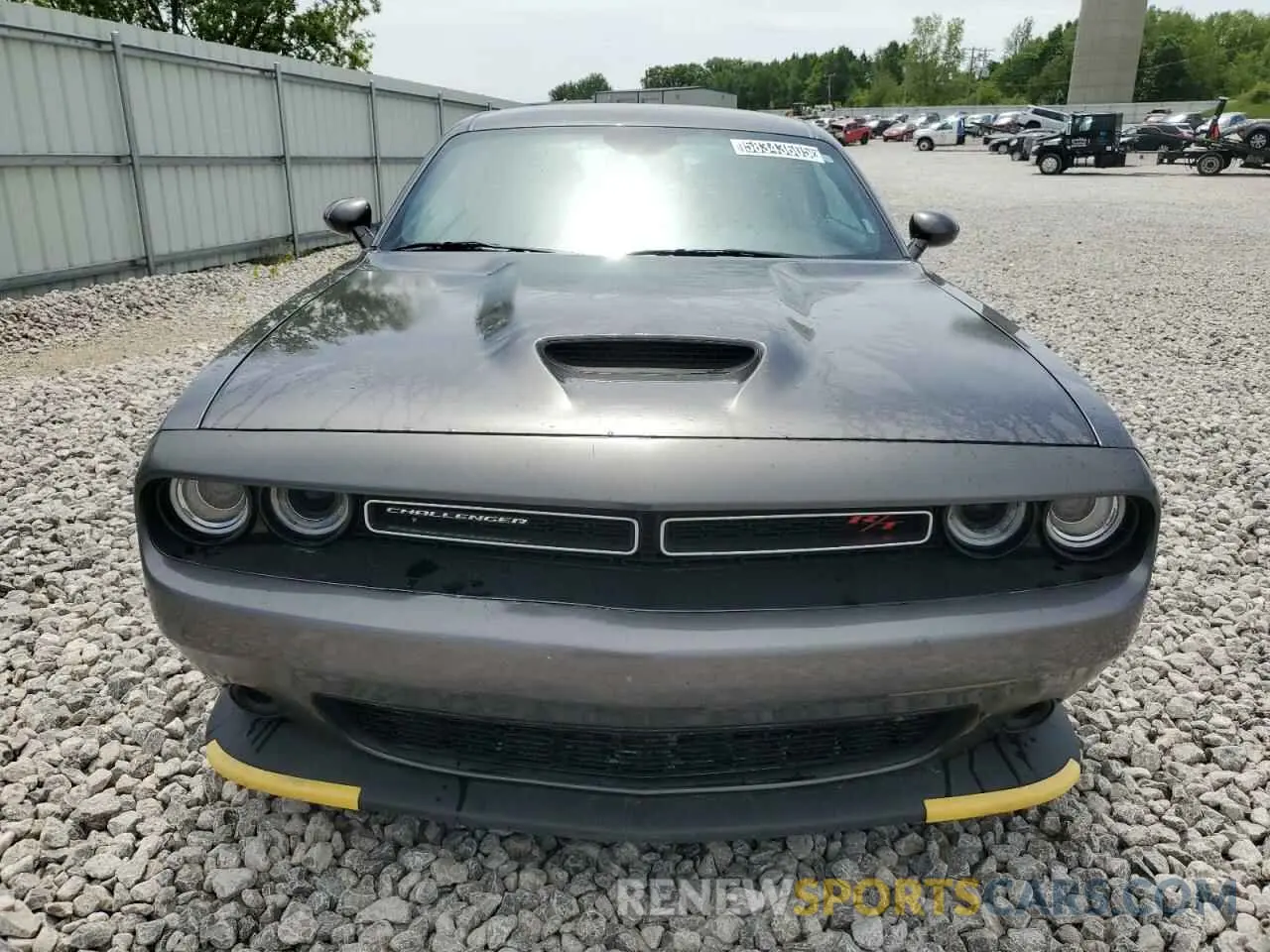 5 Photograph of a damaged car 2C3CDZBT3PH578018 DODGE CHALLENGER 2023