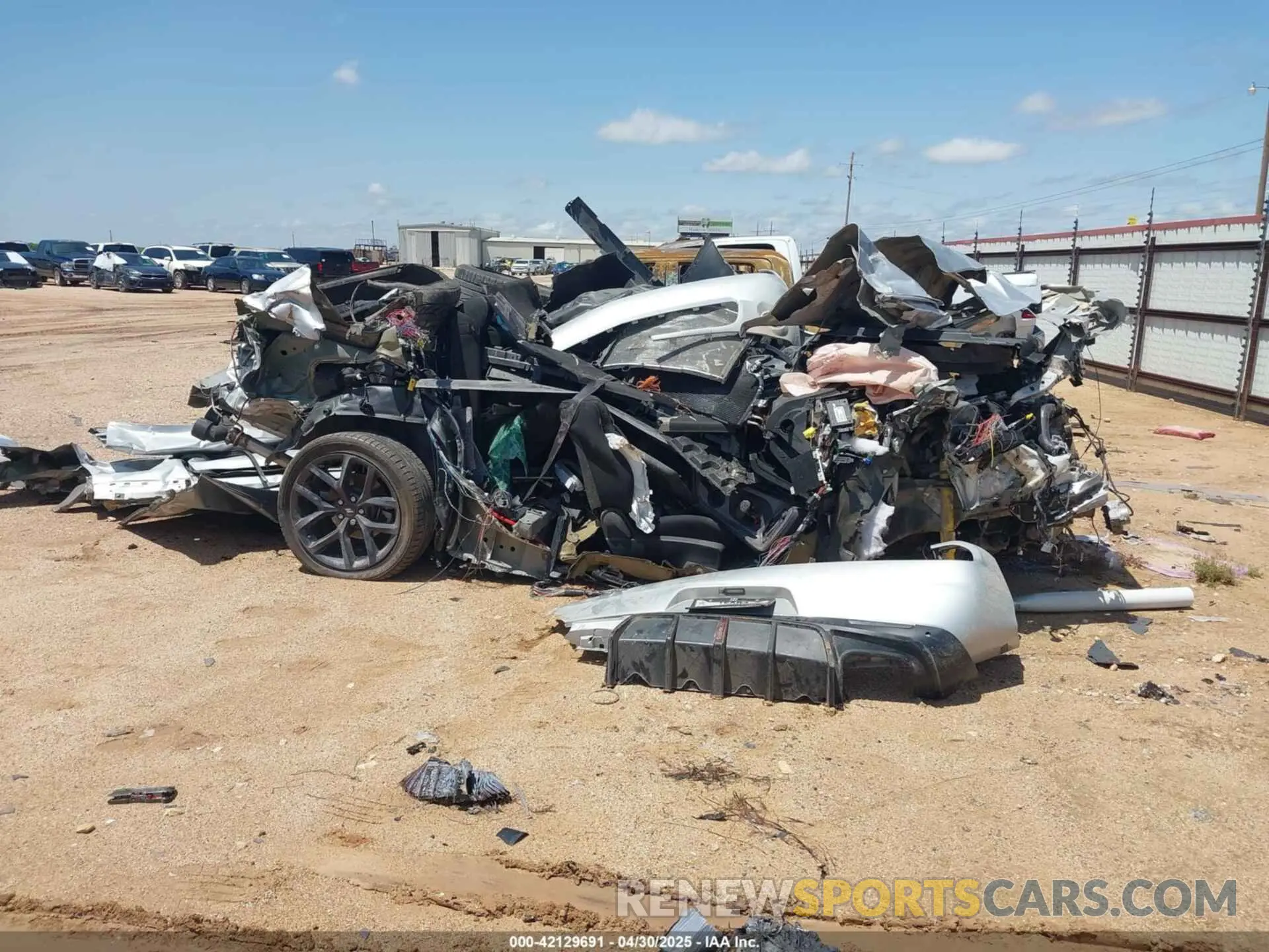 12 Photograph of a damaged car 2C3CDZBT3PH685876 DODGE CHALLENGER 2023