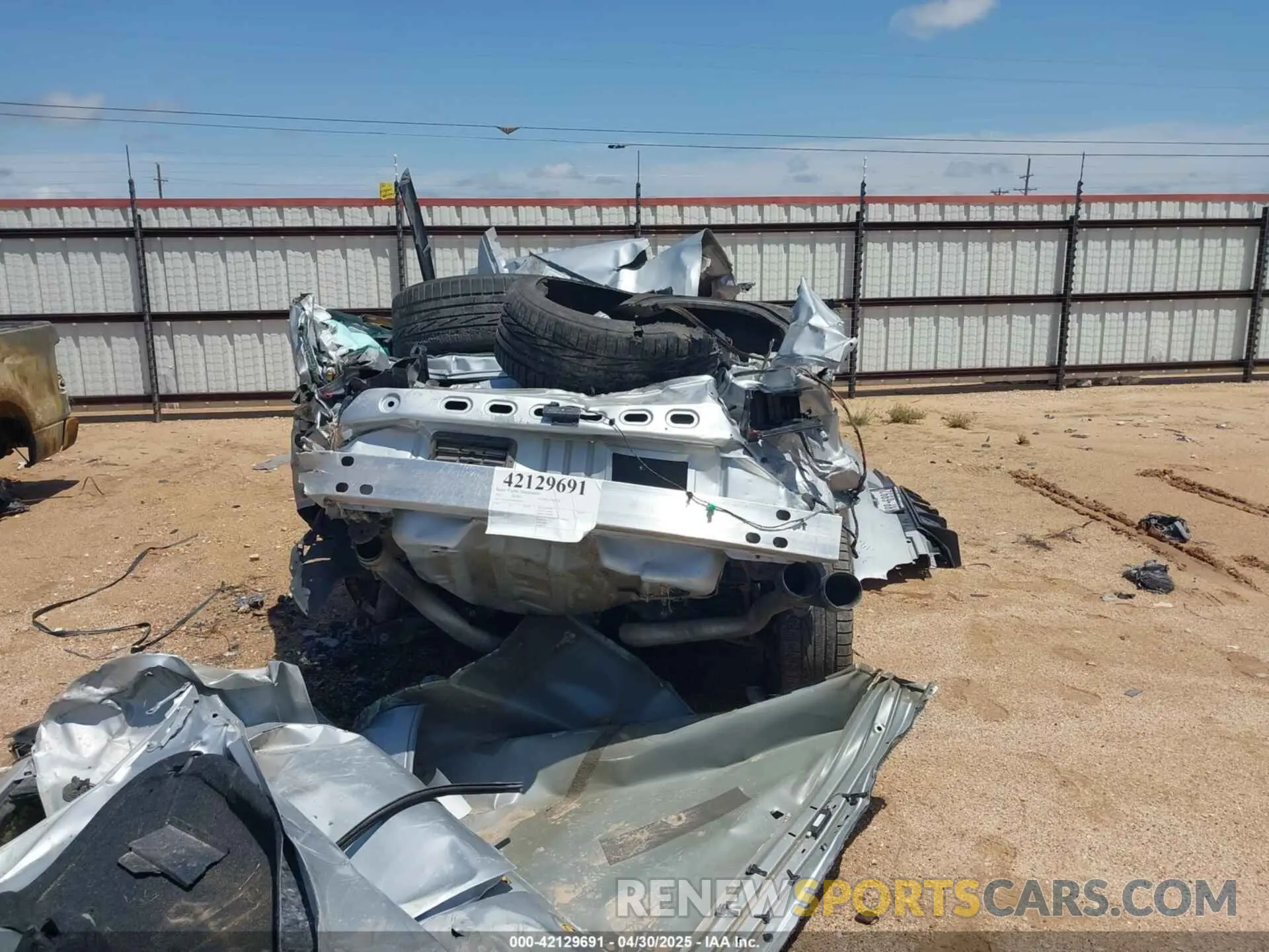 15 Photograph of a damaged car 2C3CDZBT3PH685876 DODGE CHALLENGER 2023