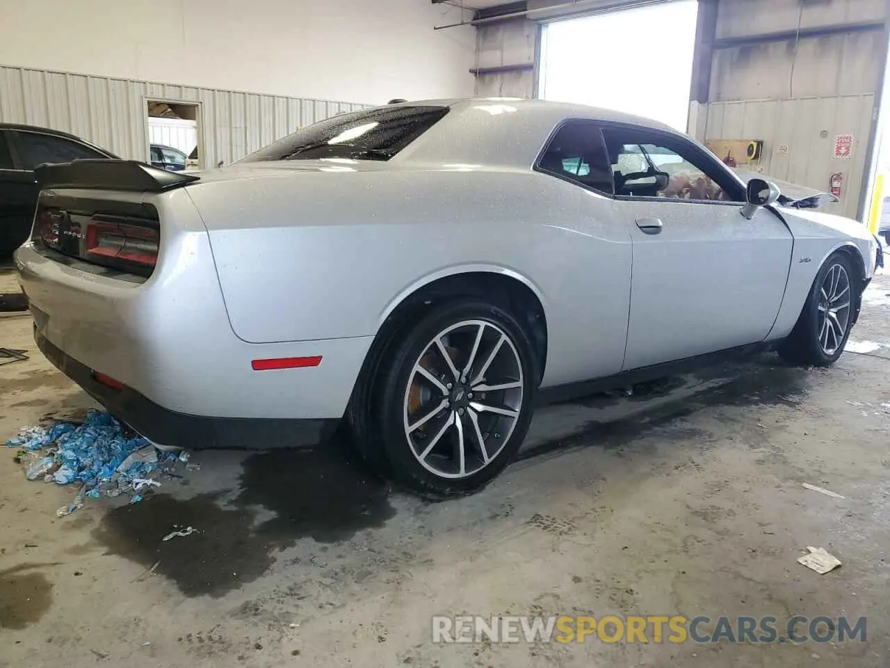 3 Photograph of a damaged car 2C3CDZBT7PH606256 DODGE CHALLENGER 2023