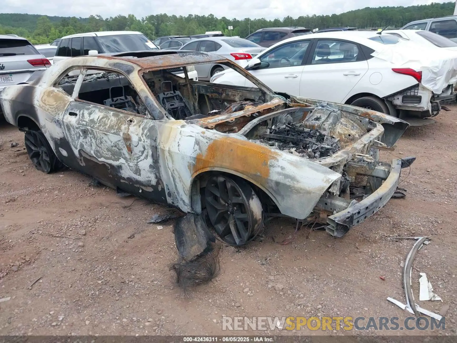 1 Photograph of a damaged car 2C3CDZBT7PH650371 DODGE CHALLENGER 2023