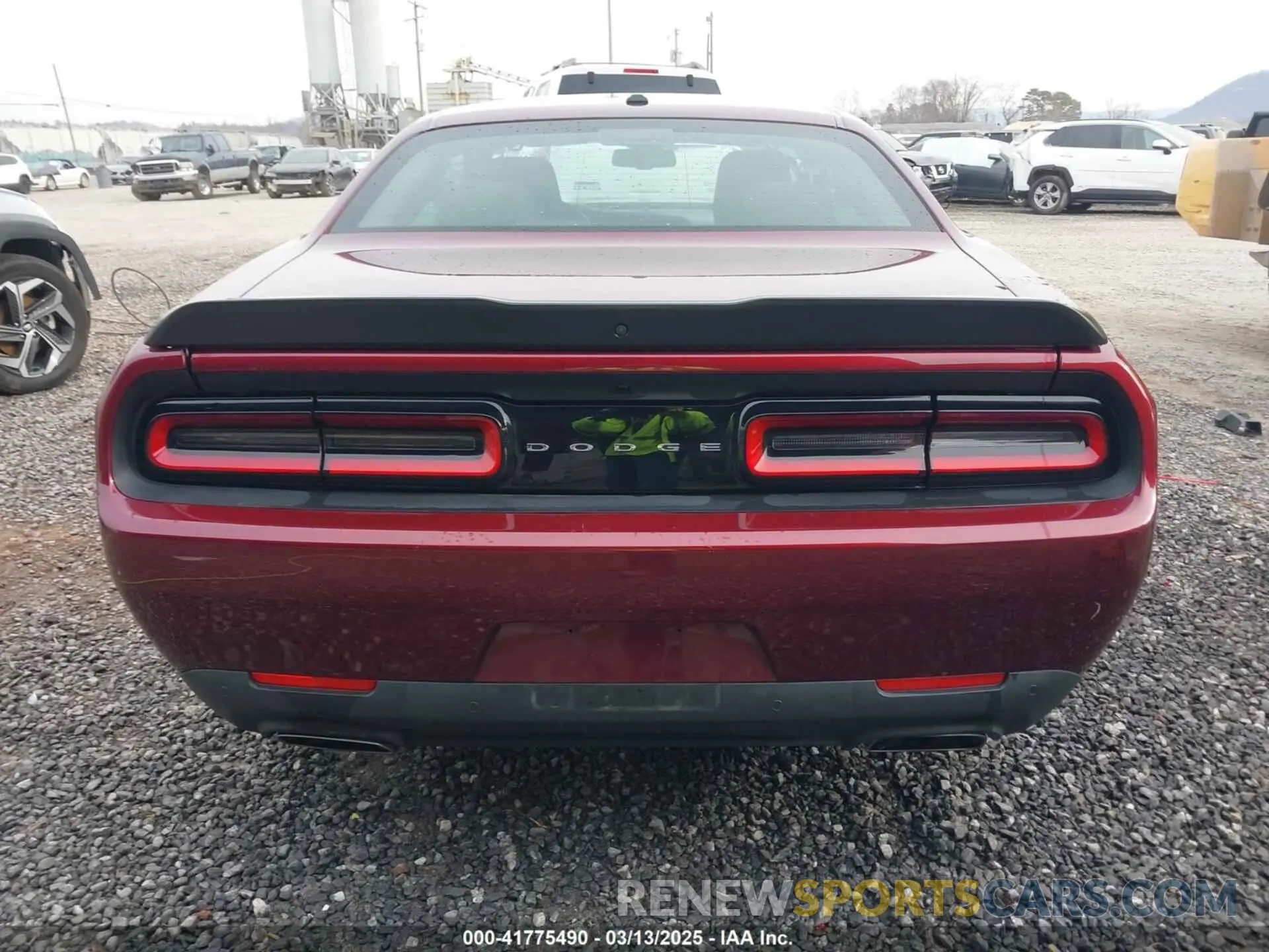 17 Photograph of a damaged car 2C3CDZBT8PH658916 DODGE CHALLENGER 2023