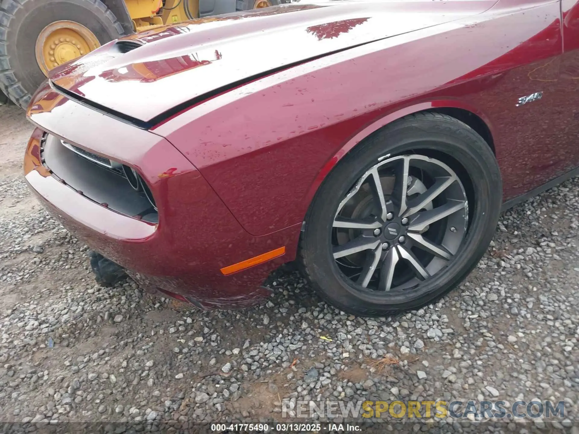 19 Photograph of a damaged car 2C3CDZBT8PH658916 DODGE CHALLENGER 2023