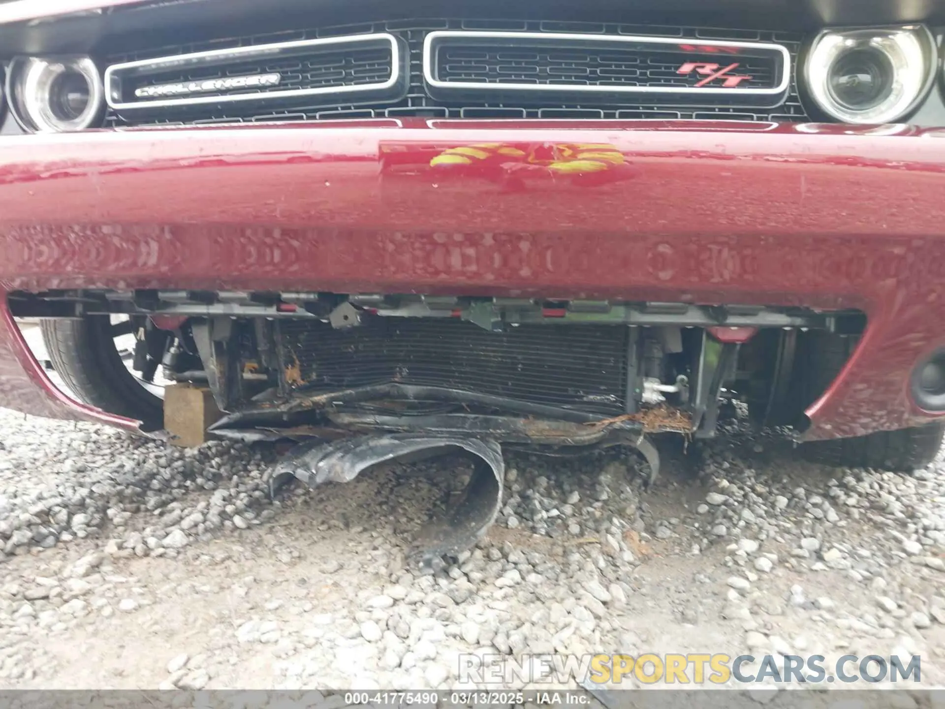 20 Photograph of a damaged car 2C3CDZBT8PH658916 DODGE CHALLENGER 2023