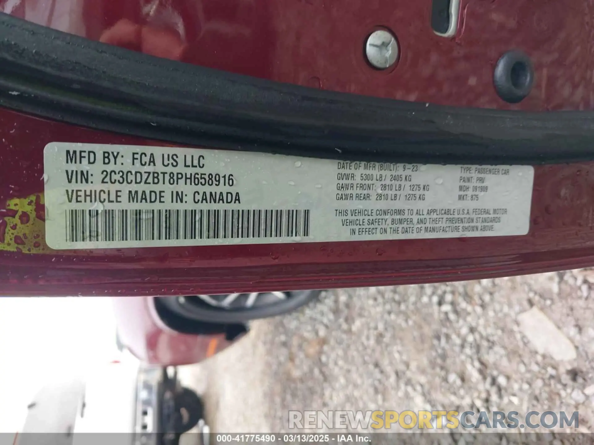 9 Photograph of a damaged car 2C3CDZBT8PH658916 DODGE CHALLENGER 2023