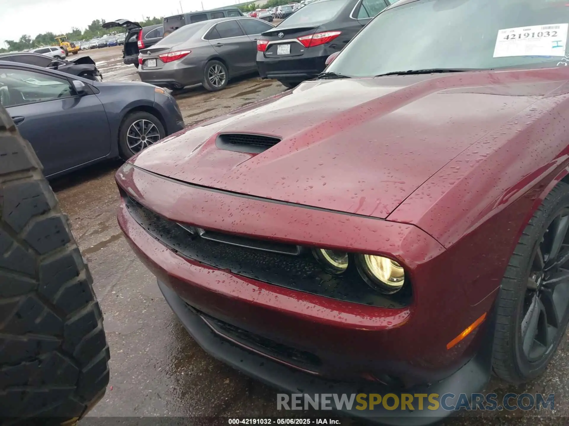 12 Photograph of a damaged car 2C3CDZBT9PH693741 DODGE CHALLENGER 2023