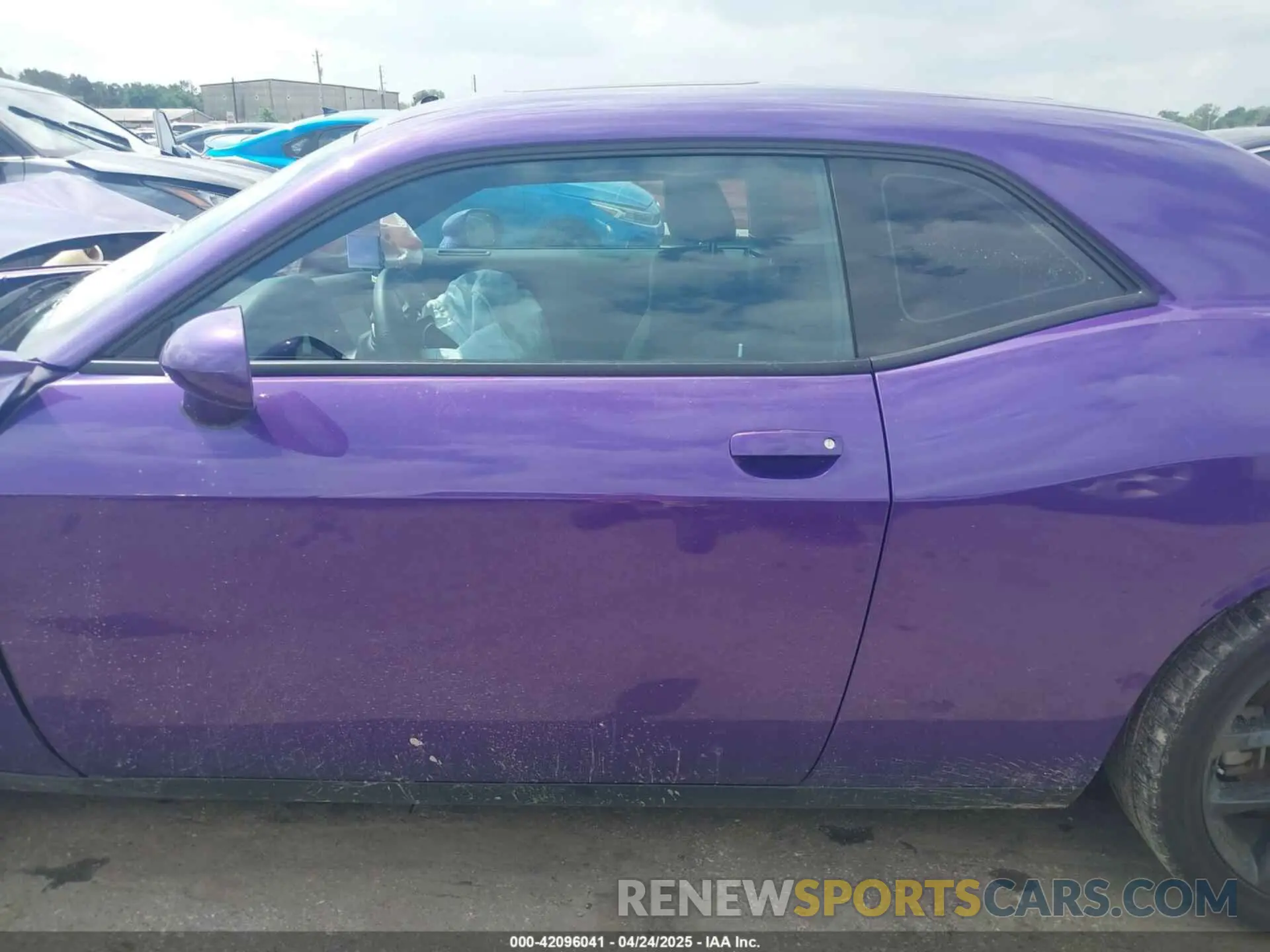15 Photograph of a damaged car 2C3CDZBTXPH610303 DODGE CHALLENGER 2023