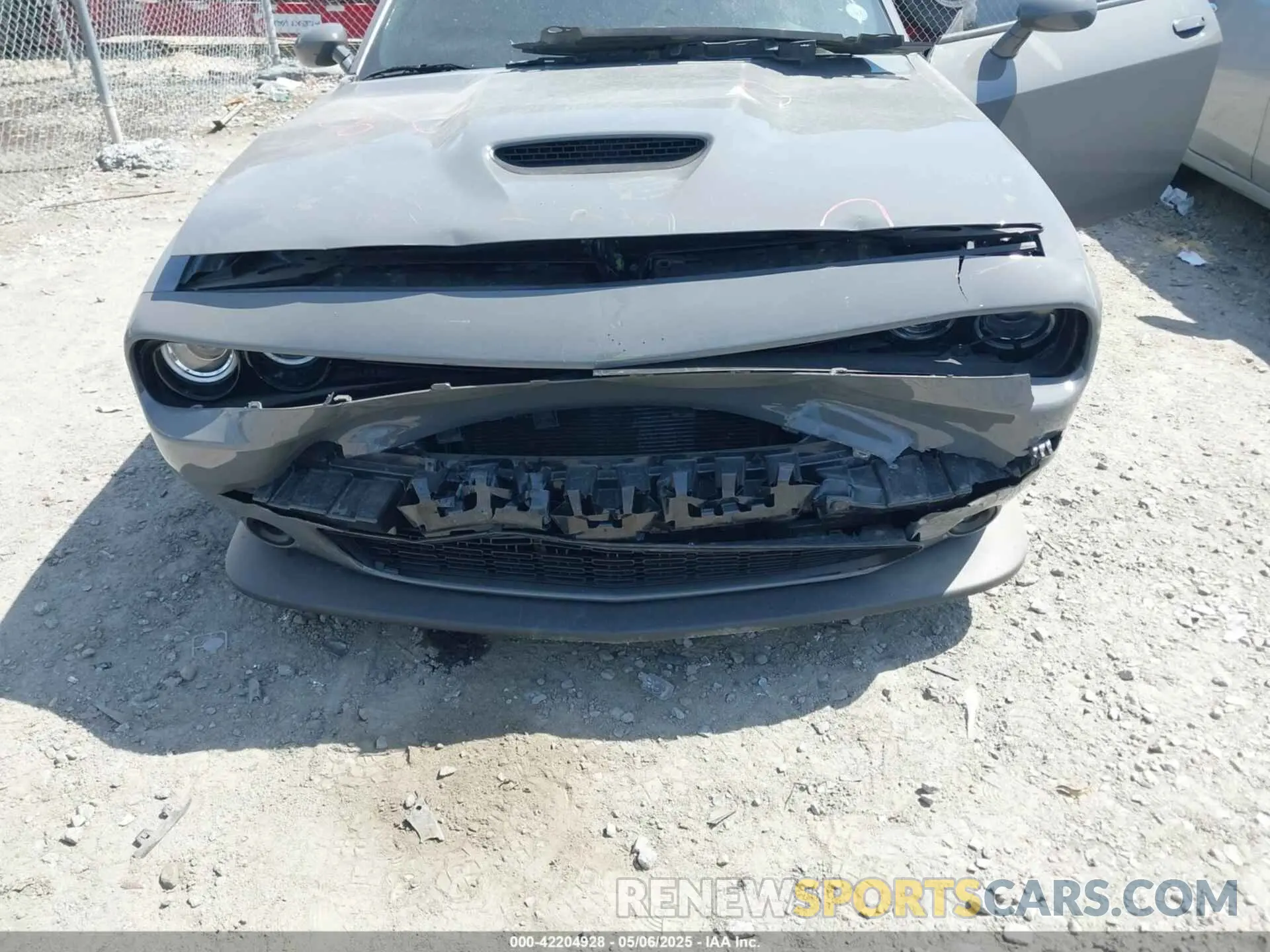 6 Photograph of a damaged car 2C3CDZBTXPH634522 DODGE CHALLENGER 2023
