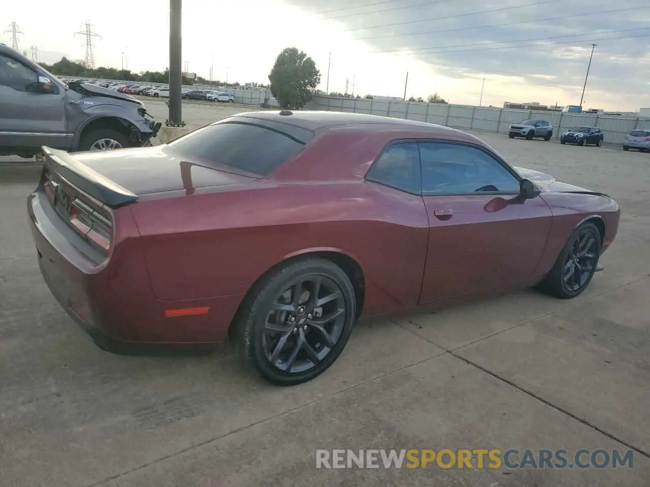 3 Photograph of a damaged car 2C3CDZBTXPH668783 DODGE CHALLENGER 2023