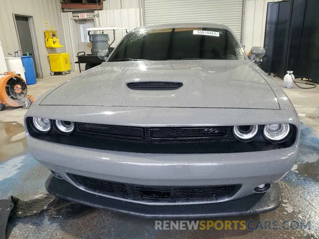 5 Photograph of a damaged car 2C3CDZBTXPH682358 DODGE CHALLENGER 2023