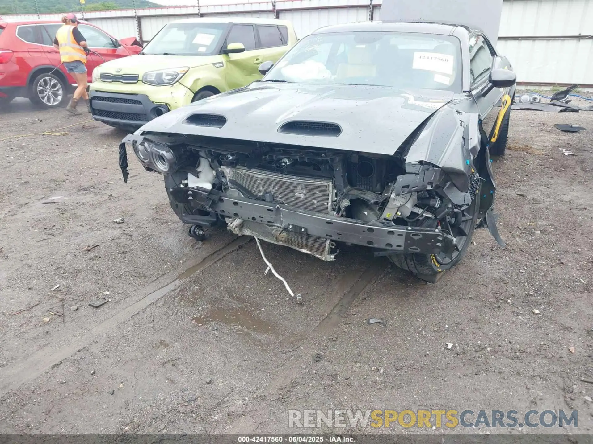 6 Photograph of a damaged car 2C3CDZC90PH617313 DODGE CHALLENGER 2023