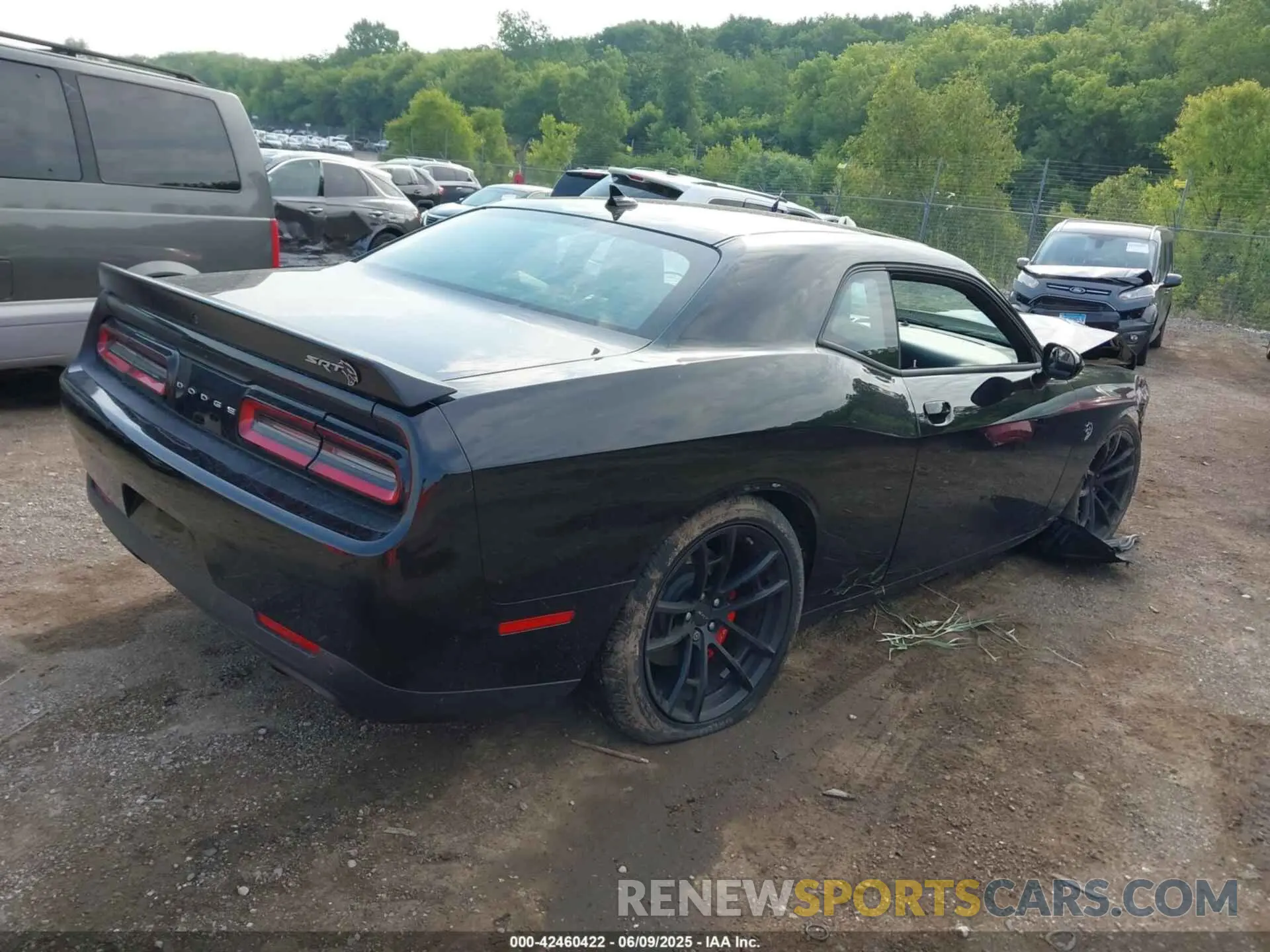 4 Photograph of a damaged car 2C3CDZC92PH558586 DODGE CHALLENGER 2023
