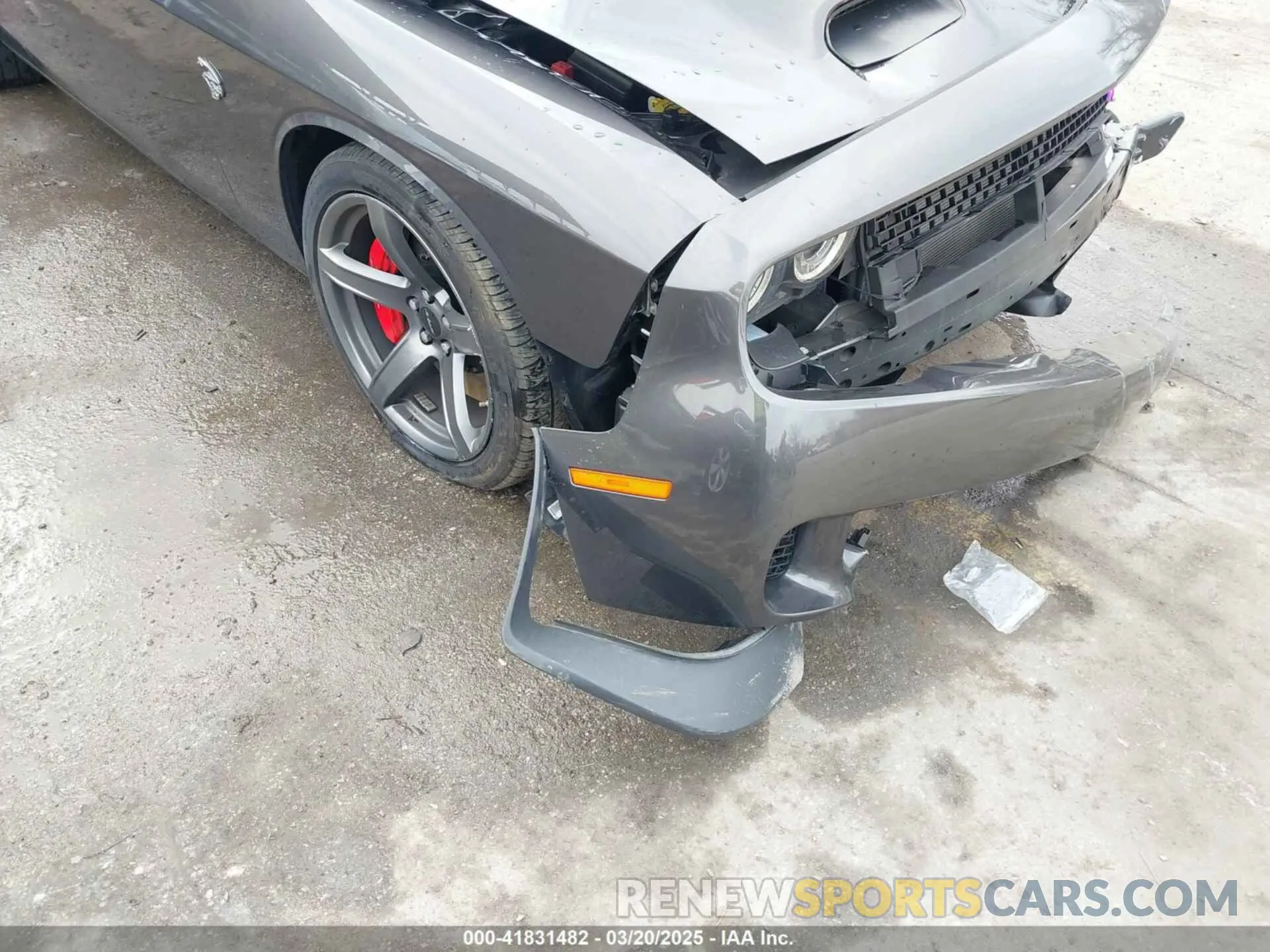 18 Photograph of a damaged car 2C3CDZC94PH503623 DODGE CHALLENGER 2023