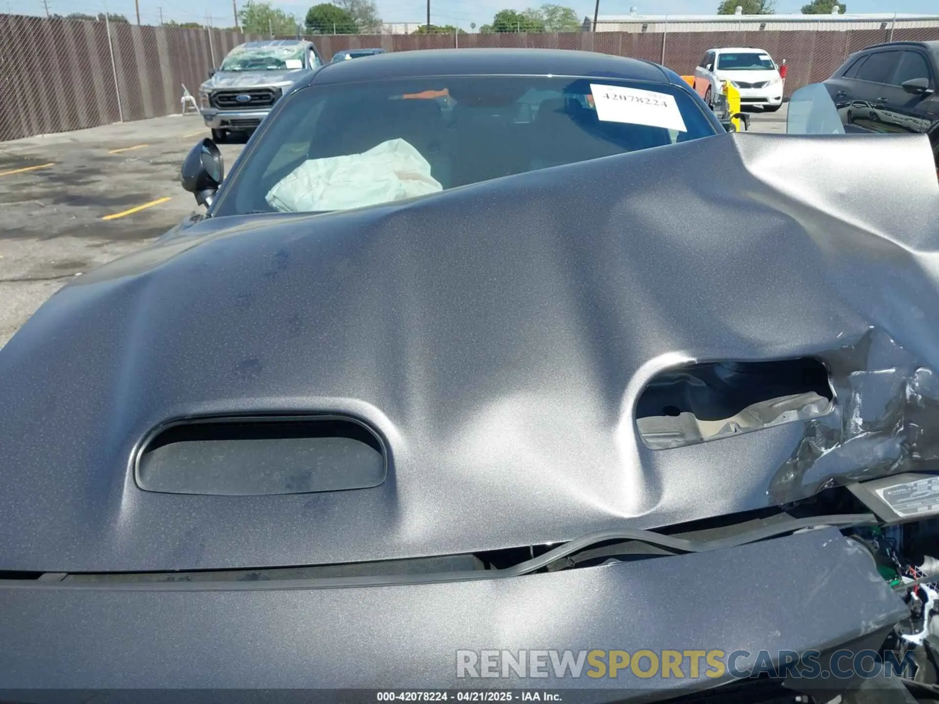 10 Photograph of a damaged car 2C3CDZC95PH590495 DODGE CHALLENGER 2023