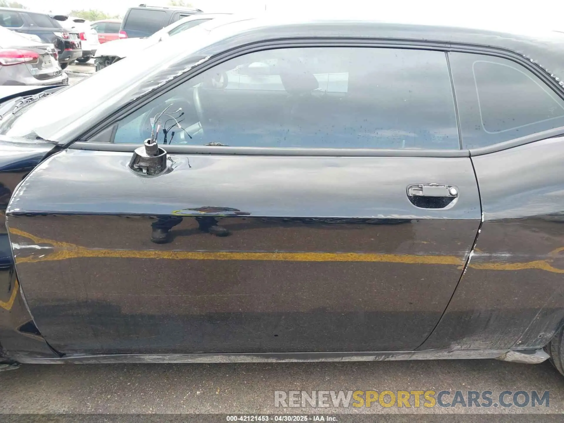 14 Photograph of a damaged car 2C3CDZFJ0PH678019 DODGE CHALLENGER 2023