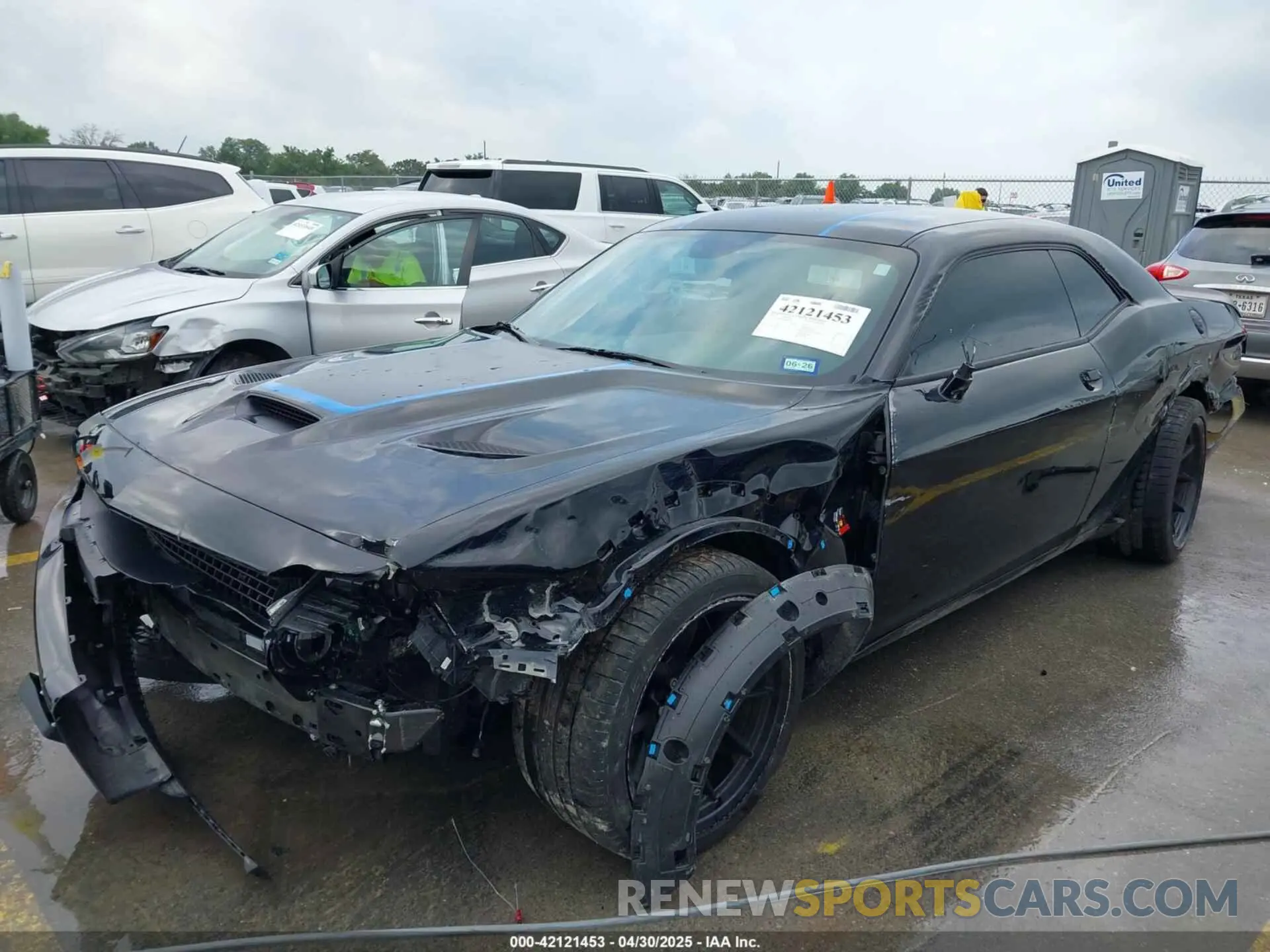 2 Photograph of a damaged car 2C3CDZFJ0PH678019 DODGE CHALLENGER 2023
