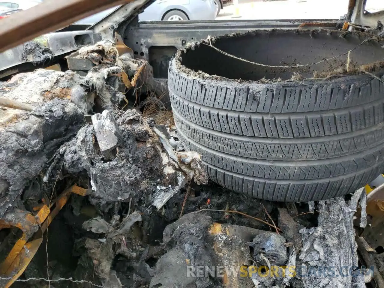 7 Photograph of a damaged car 2C3CDZFJ2PH617741 DODGE CHALLENGER 2023