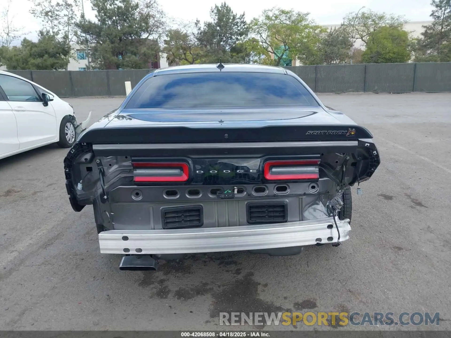 17 Photograph of a damaged car 2C3CDZFJ3PH561633 DODGE CHALLENGER 2023