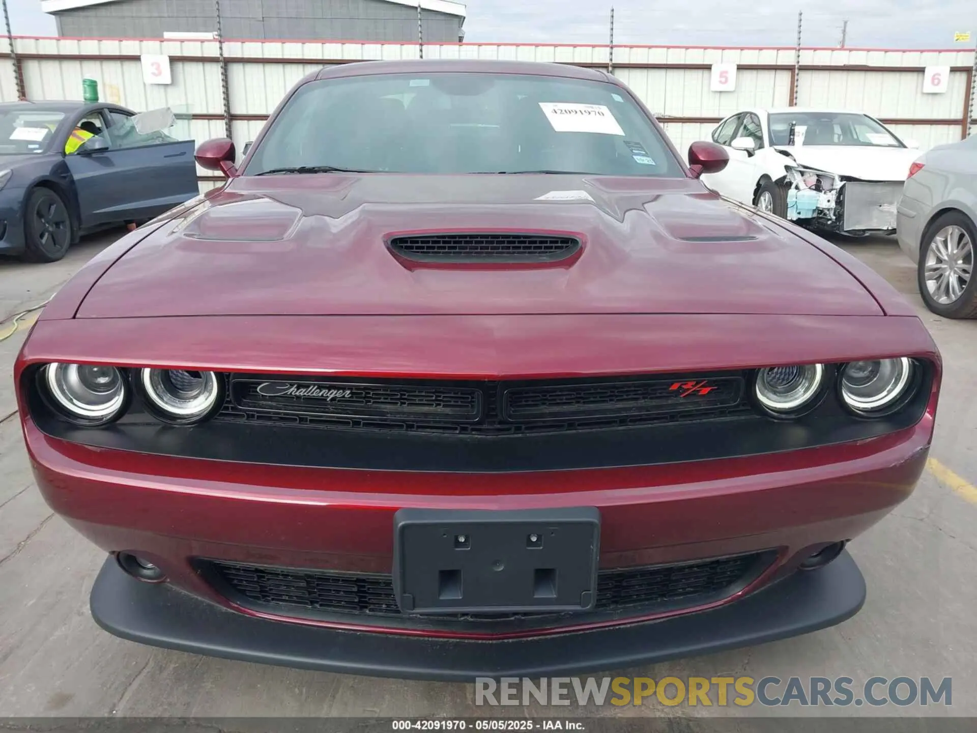 13 Photograph of a damaged car 2C3CDZFJ4PH617904 DODGE CHALLENGER 2023