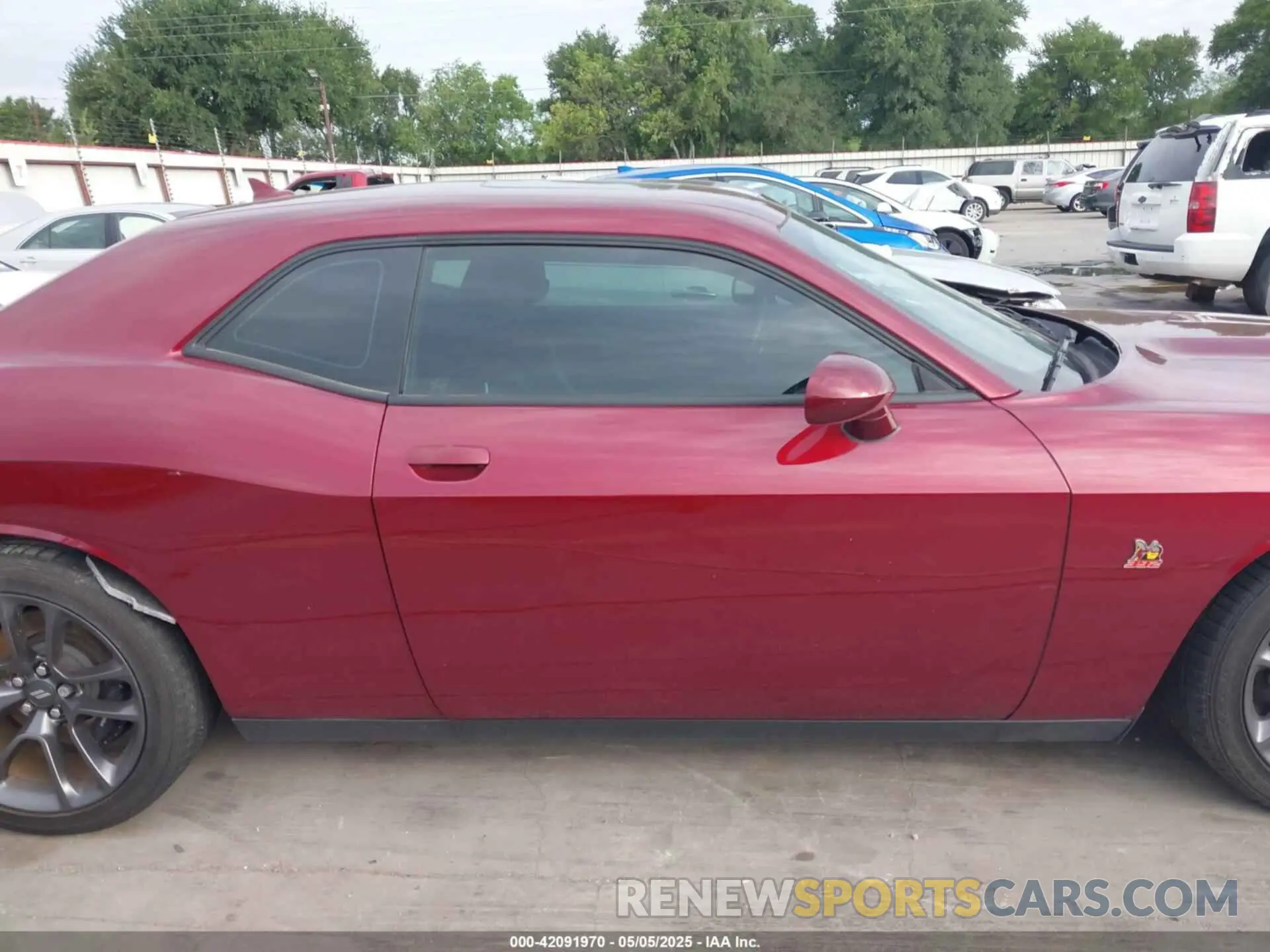 14 Photograph of a damaged car 2C3CDZFJ4PH617904 DODGE CHALLENGER 2023