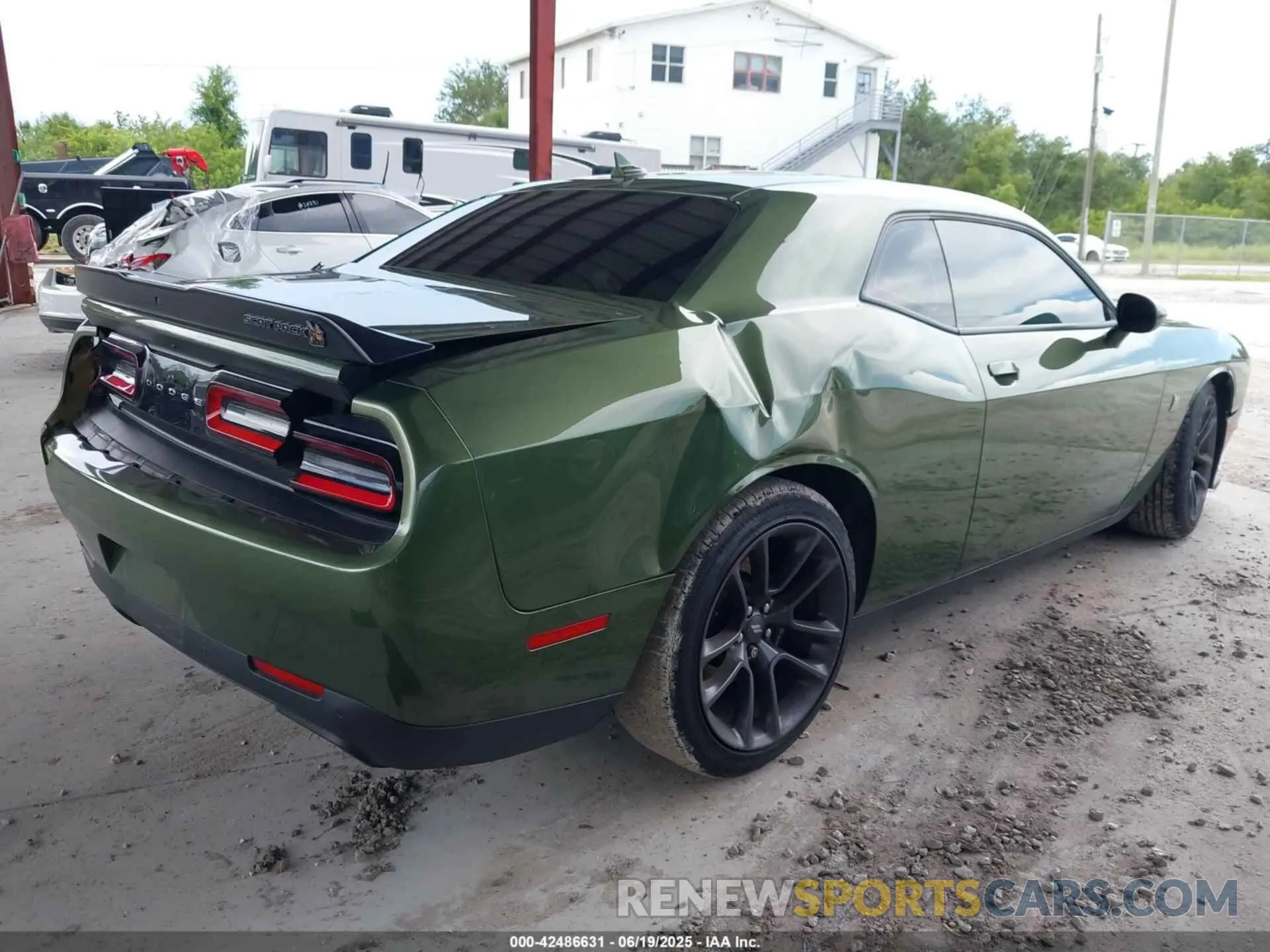 4 Photograph of a damaged car 2C3CDZFJ5PH618110 DODGE CHALLENGER 2023