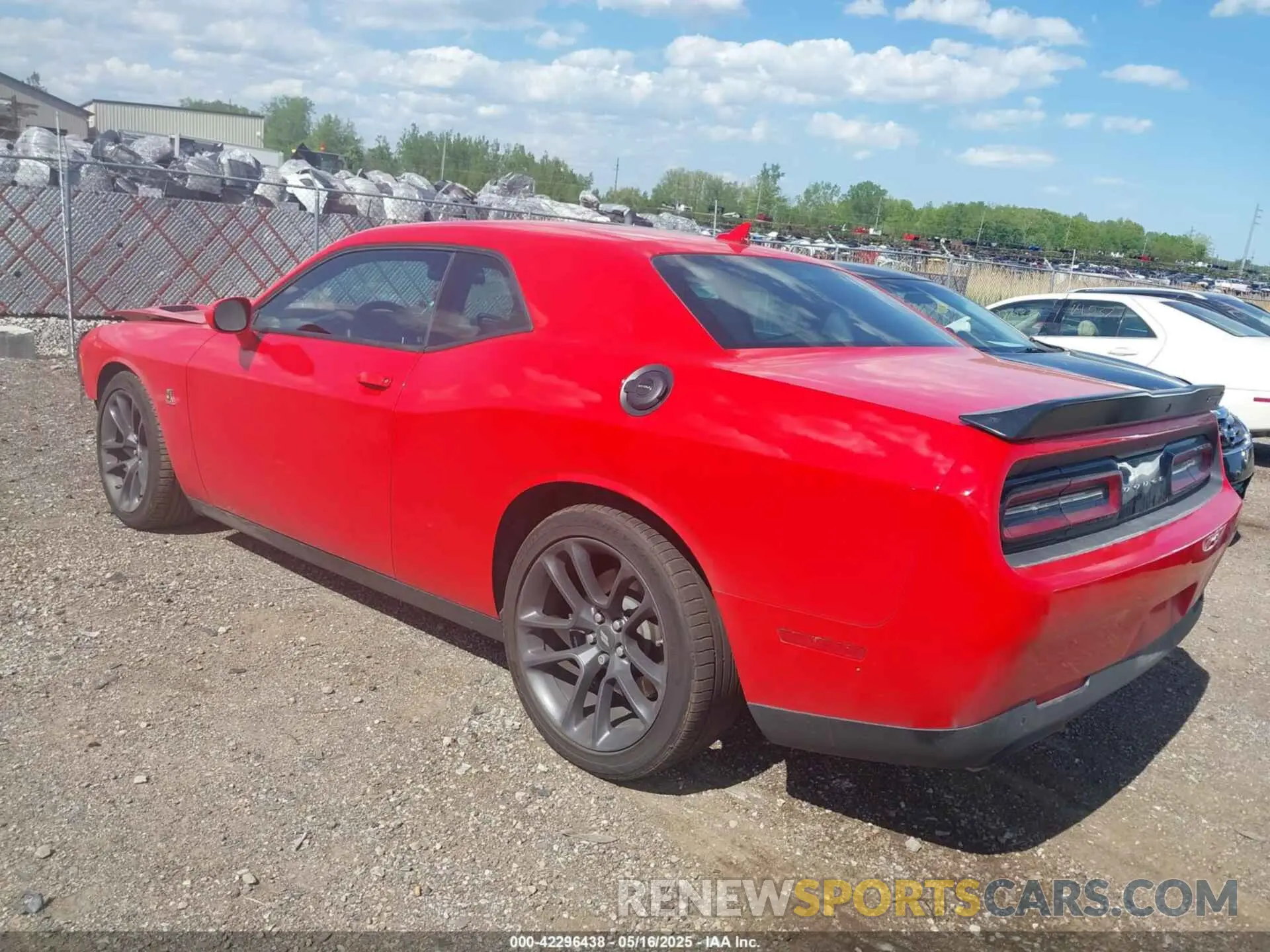3 Photograph of a damaged car 2C3CDZFJ5PH680994 DODGE CHALLENGER 2023