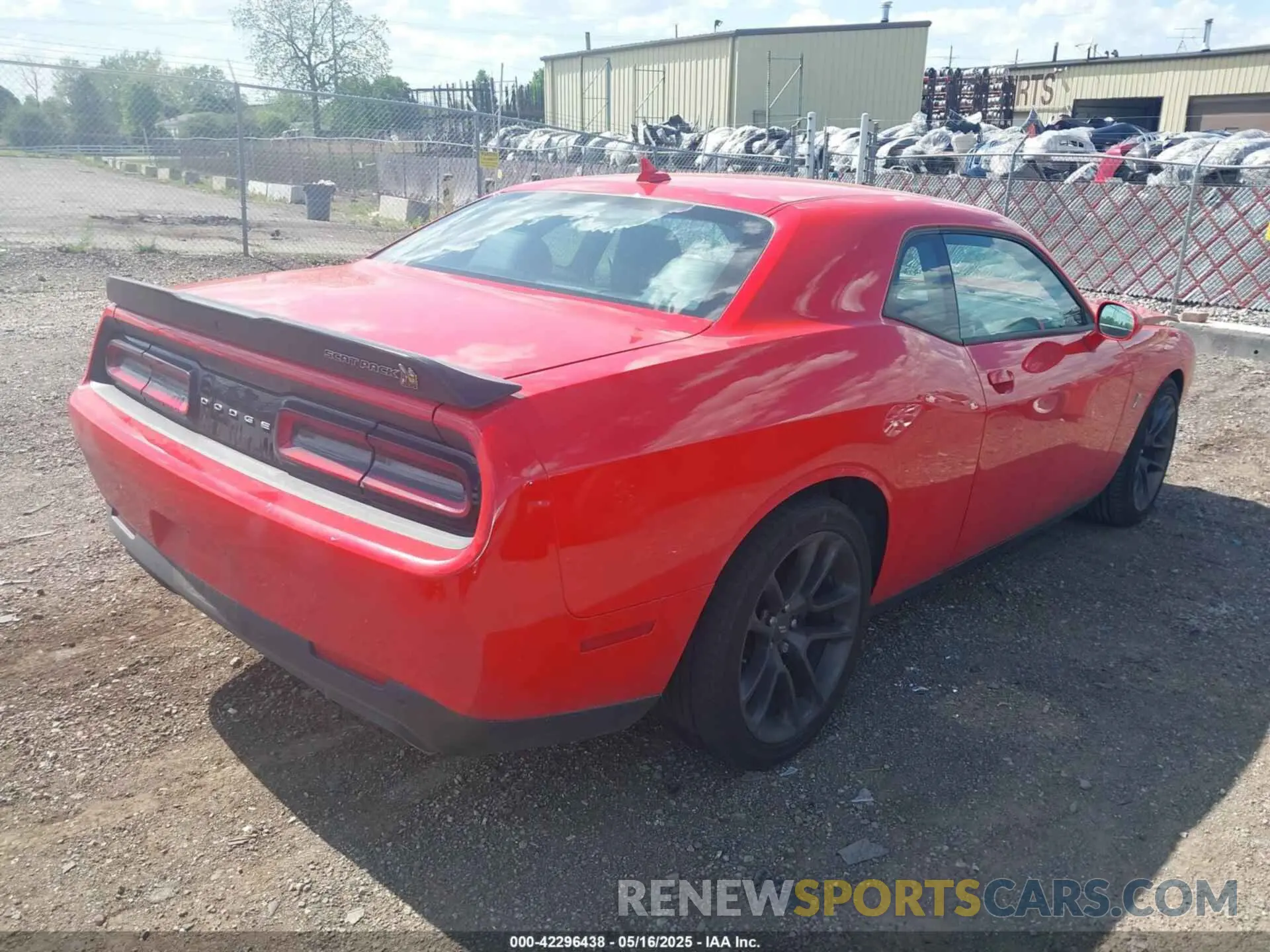 4 Photograph of a damaged car 2C3CDZFJ5PH680994 DODGE CHALLENGER 2023