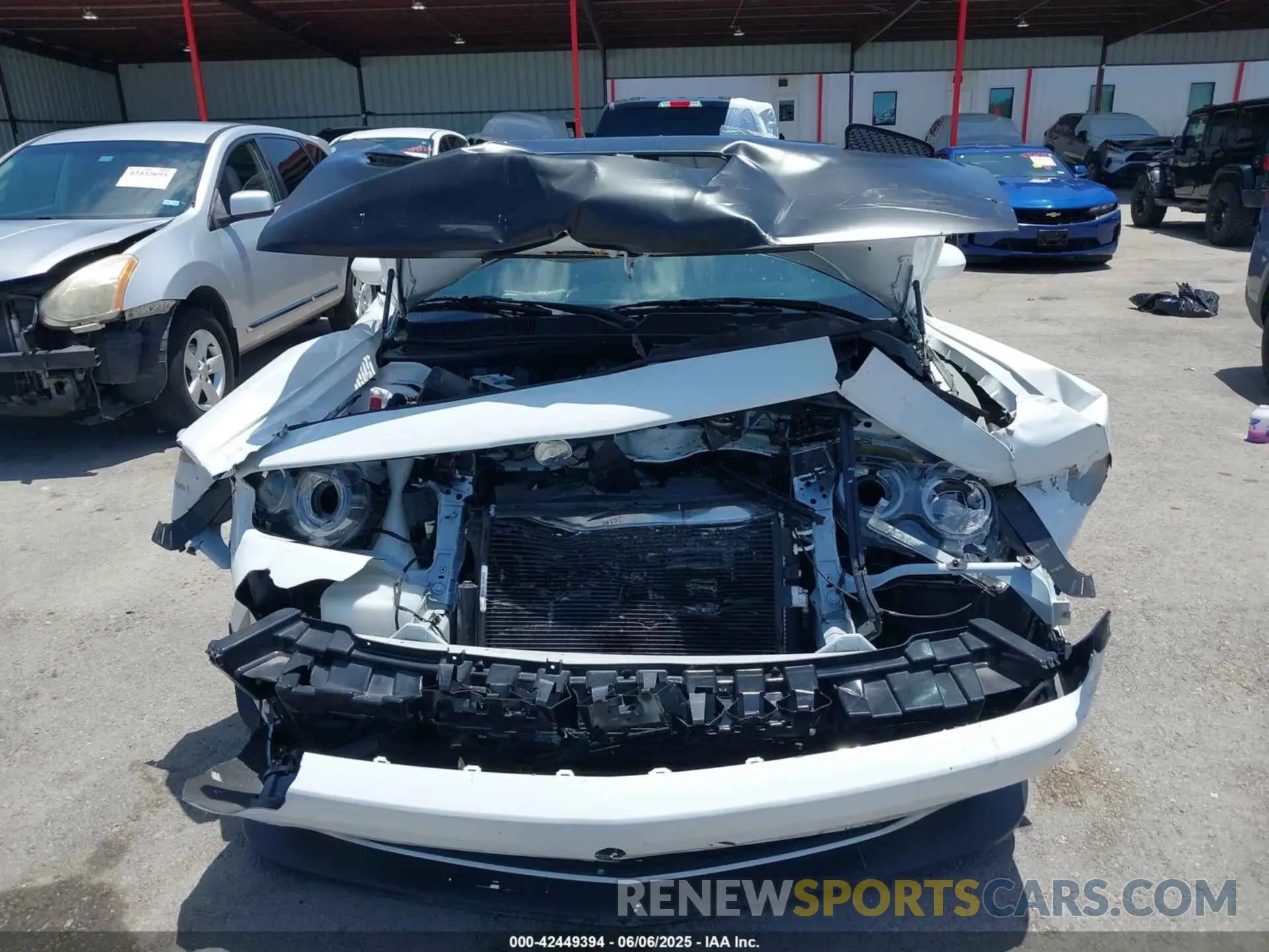 11 Photograph of a damaged car 2C3CDZFJ5PH686133 DODGE CHALLENGER 2023