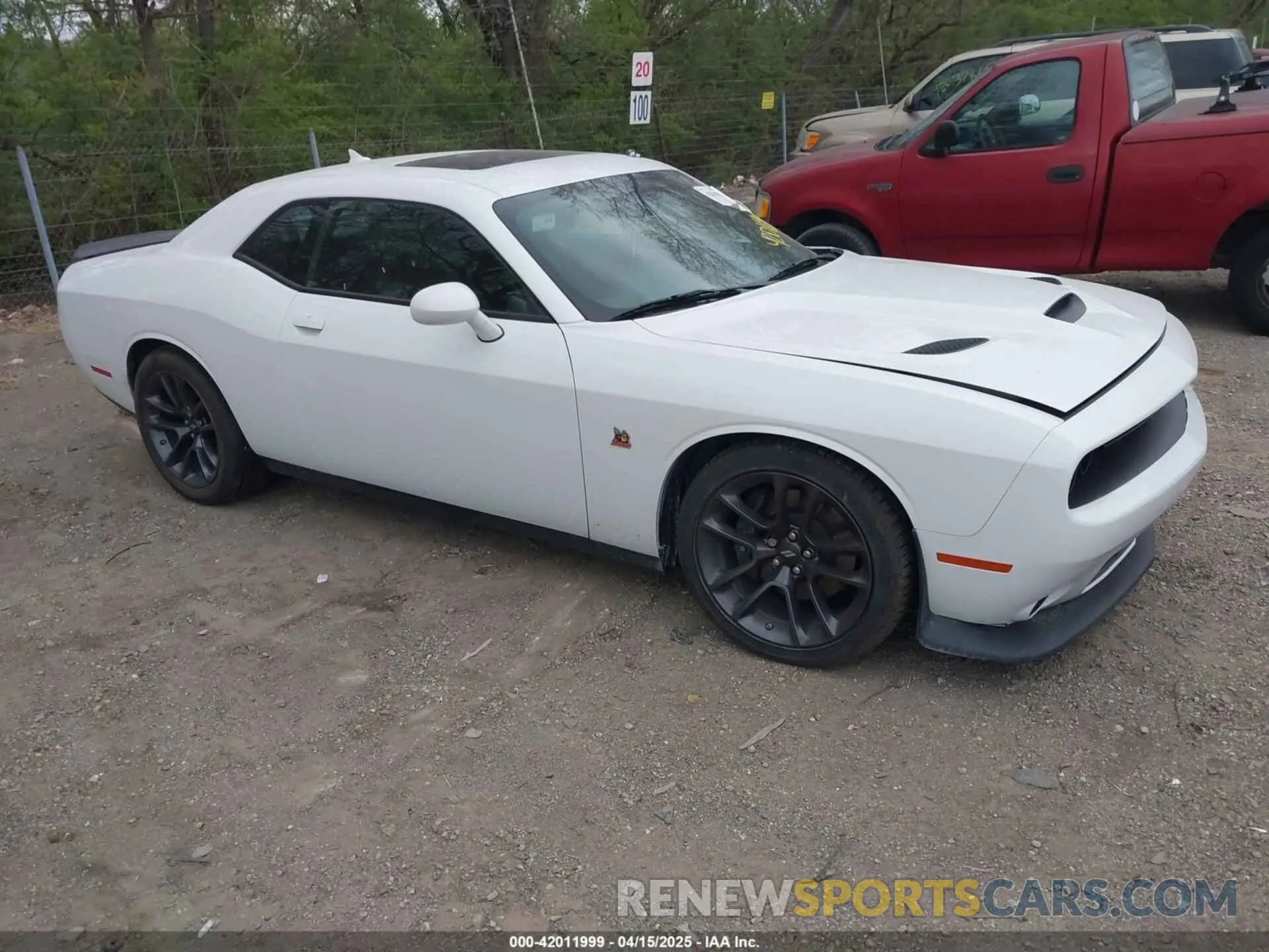1 Photograph of a damaged car 2C3CDZFJ5PH693597 DODGE CHALLENGER 2023