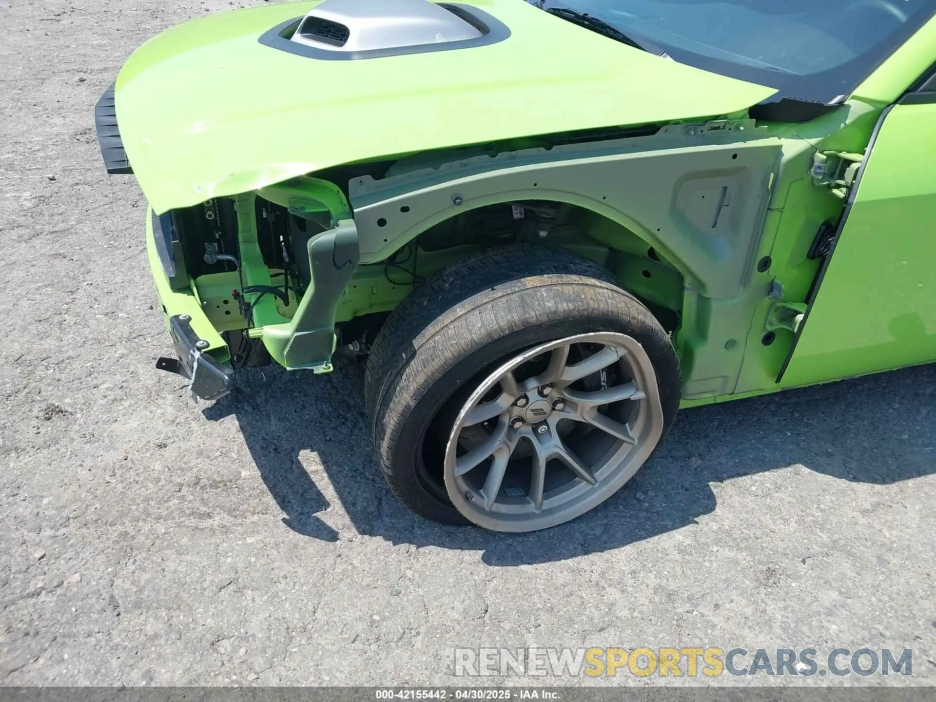6 Photograph of a damaged car 2C3CDZFJ6PH562968 DODGE CHALLENGER 2023