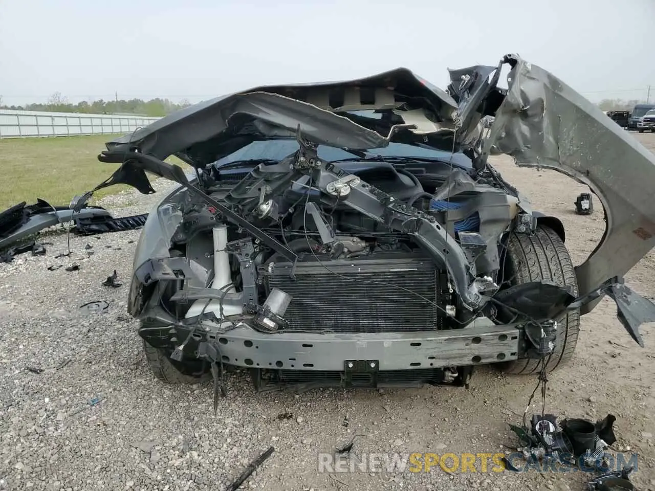 5 Photograph of a damaged car 2C3CDZFJ8PH562938 DODGE CHALLENGER 2023