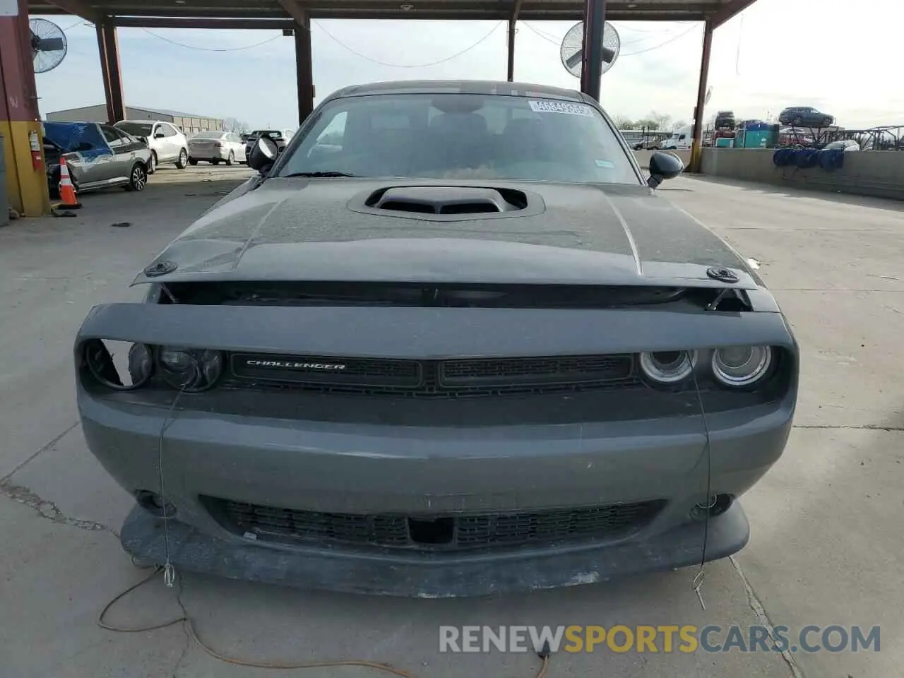 5 Photograph of a damaged car 2C3CDZFJ8PH590643 DODGE CHALLENGER 2023