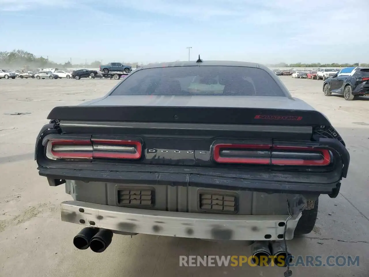 6 Photograph of a damaged car 2C3CDZFJ8PH590643 DODGE CHALLENGER 2023