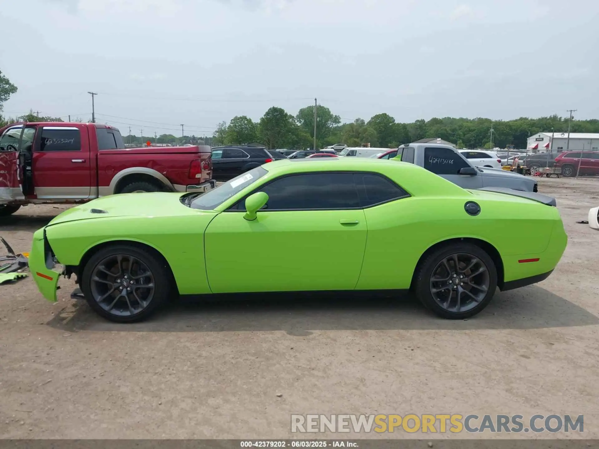 15 Photograph of a damaged car 2C3CDZFJ8PH614908 DODGE CHALLENGER 2023