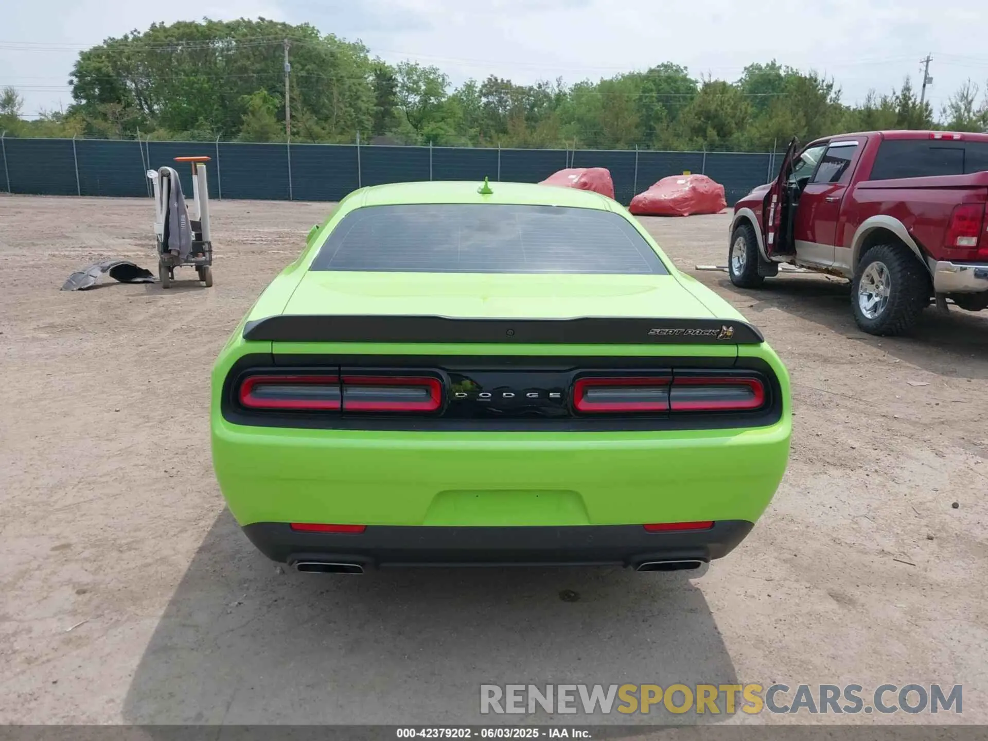 17 Photograph of a damaged car 2C3CDZFJ8PH614908 DODGE CHALLENGER 2023