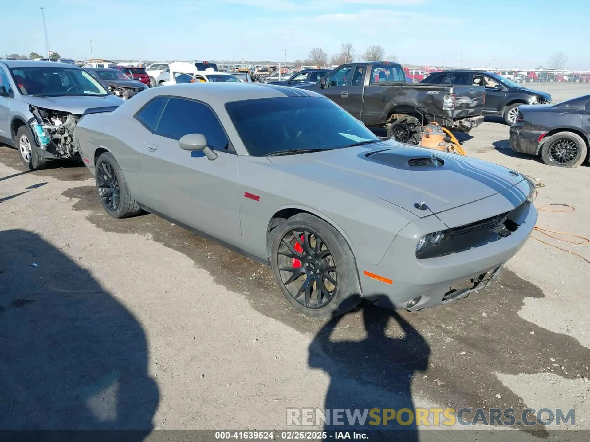 1 Photograph of a damaged car 2C3CDZFJ9PH601665 DODGE CHALLENGER 2023