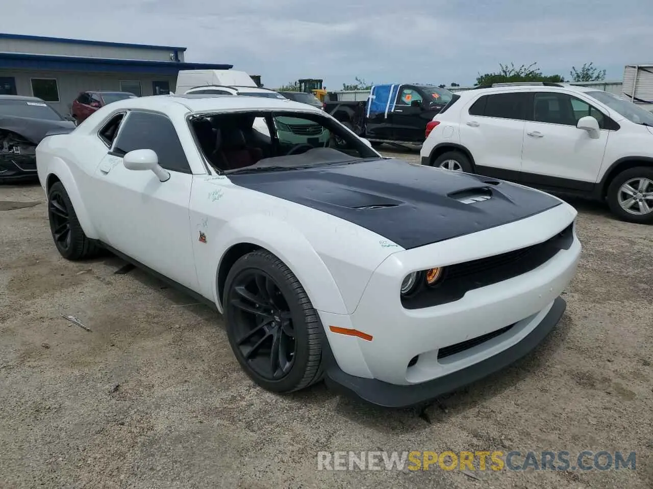 4 Photograph of a damaged car 2C3CDZFJ9PH625657 DODGE CHALLENGER 2023