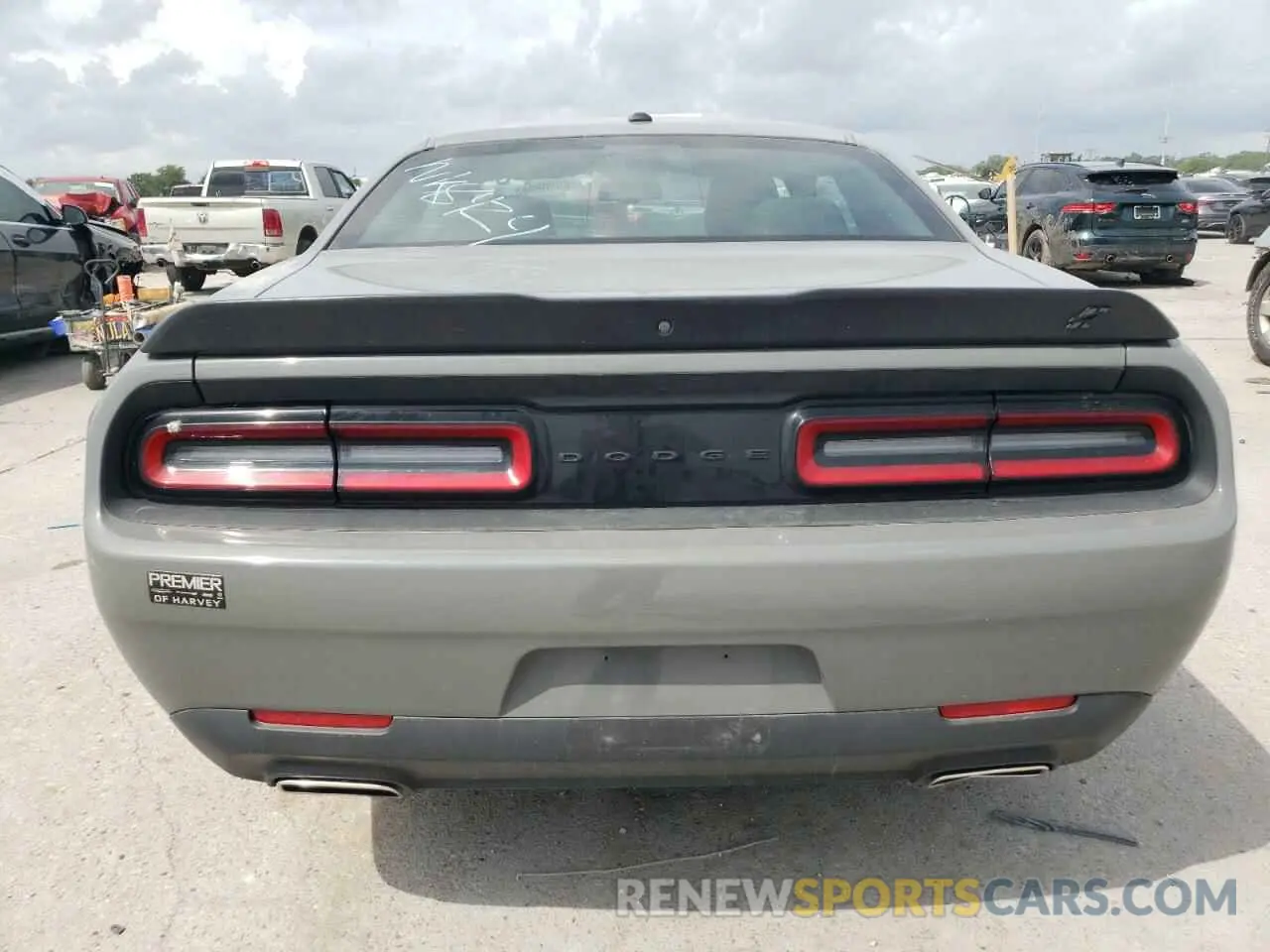 6 Photograph of a damaged car 2C3CDZGG3PH638424 DODGE CHALLENGER 2023