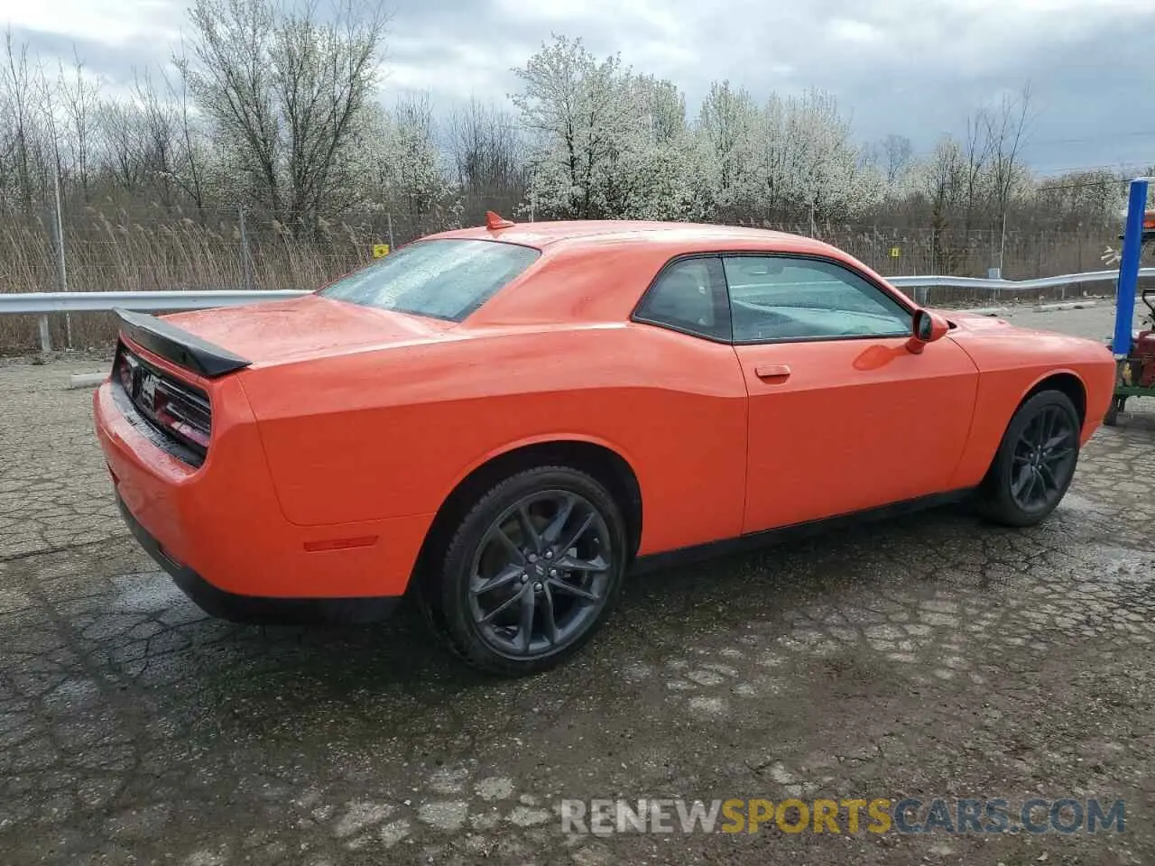 3 Photograph of a damaged car 2C3CDZGG6PH579028 DODGE CHALLENGER 2023