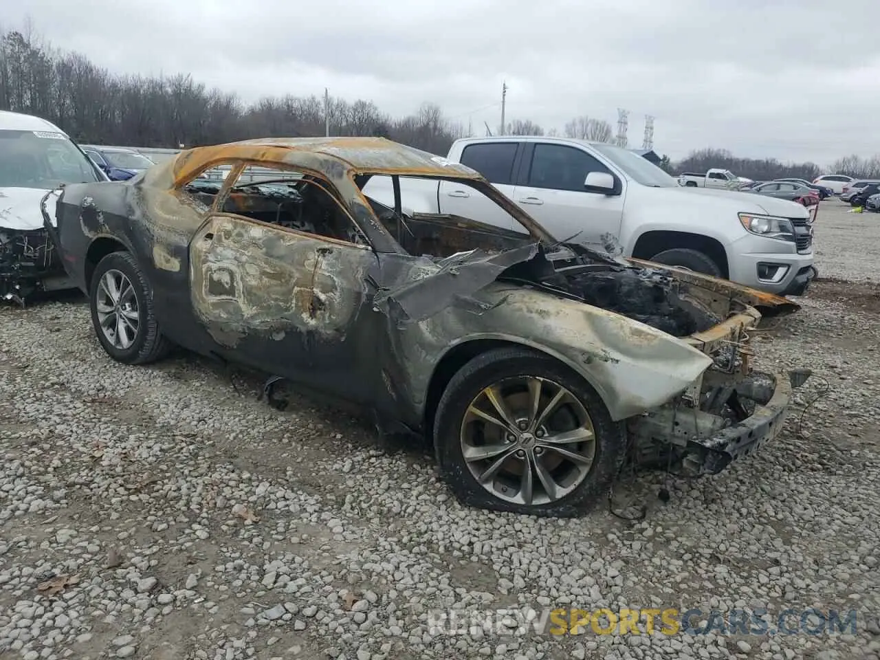 4 Photograph of a damaged car 2C3CDZGG6PH582835 DODGE CHALLENGER 2023